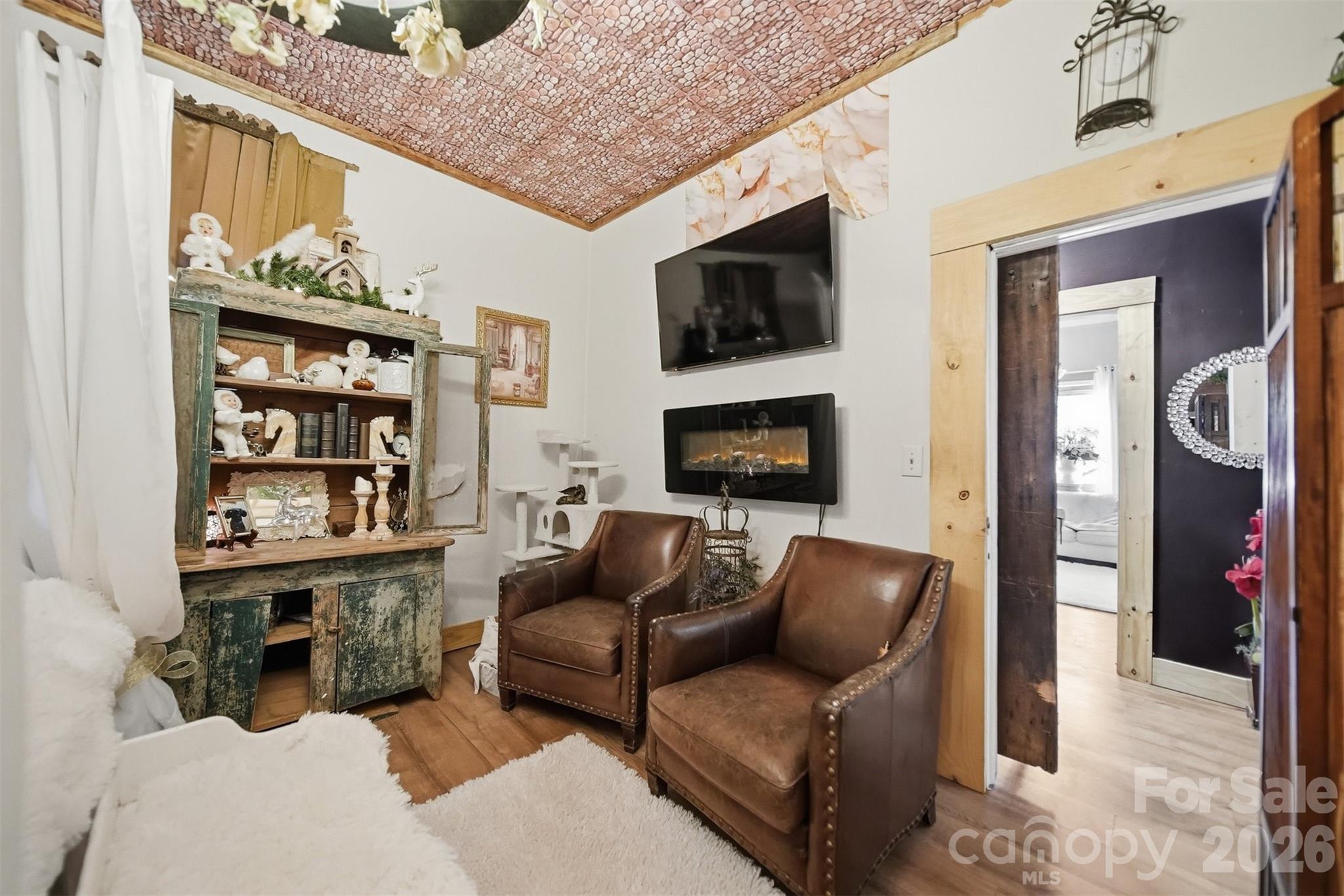 507 Oak Street SW — Lenoir