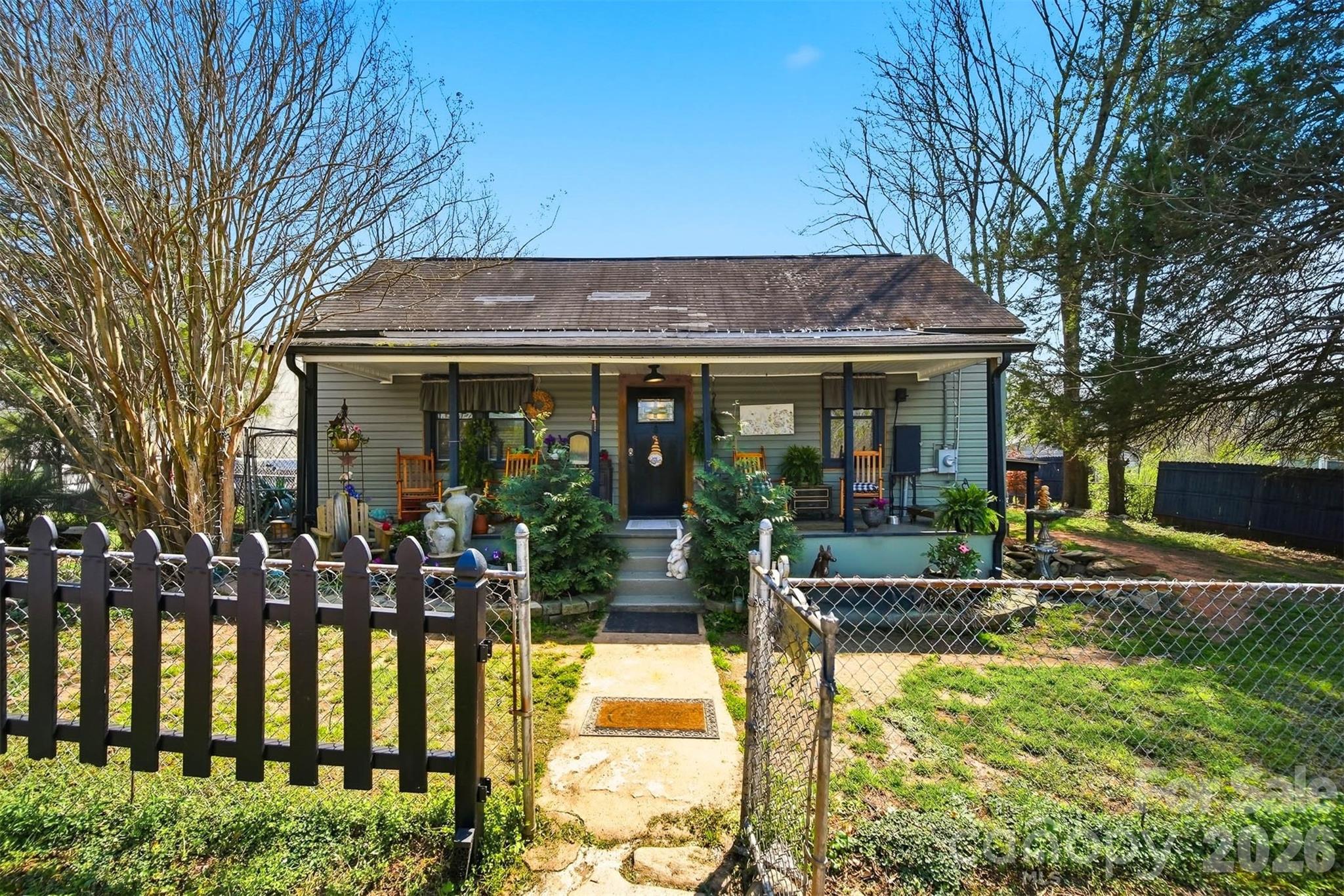 507 Oak Street SW — Lenoir
