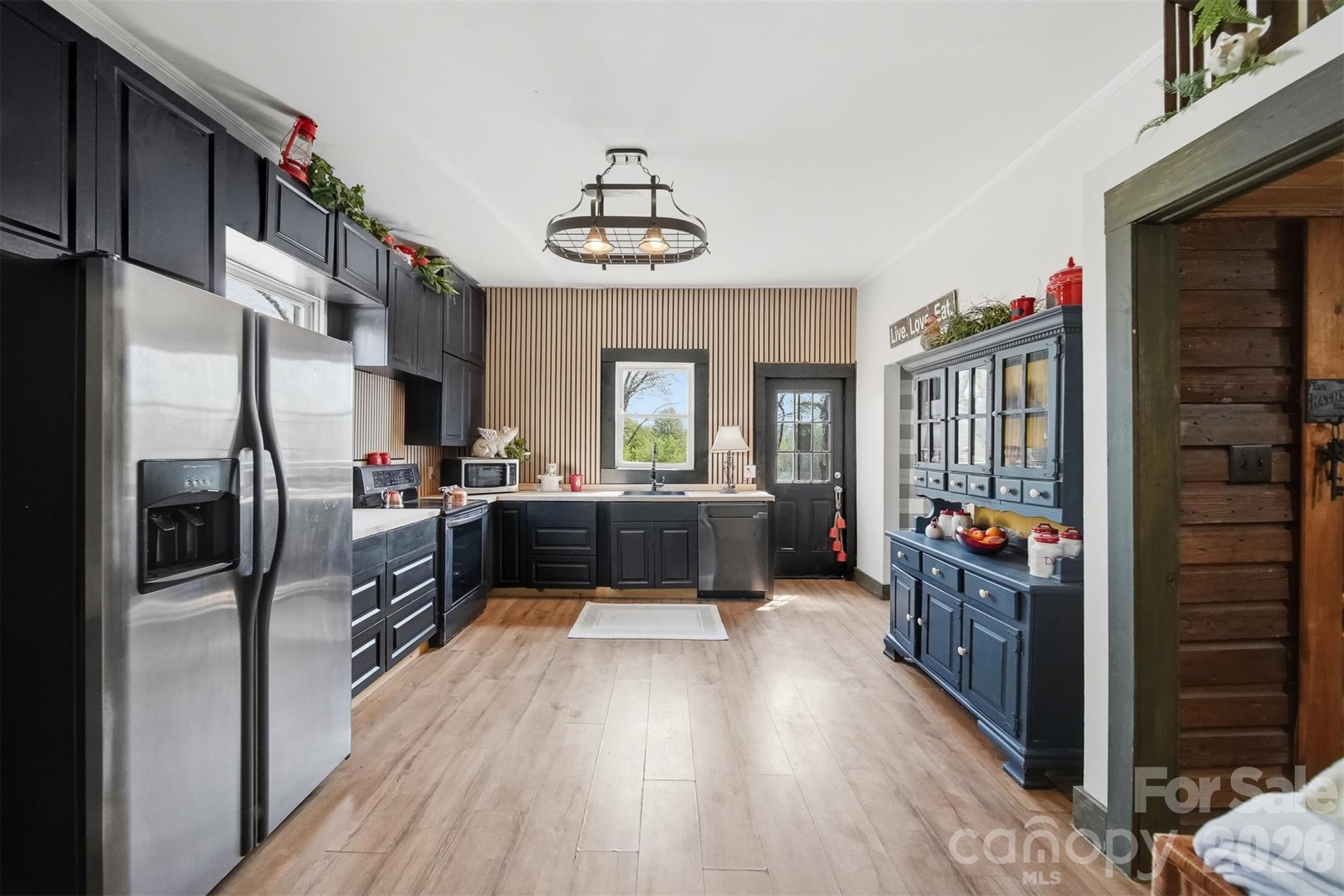 507 Oak Street SW — Lenoir