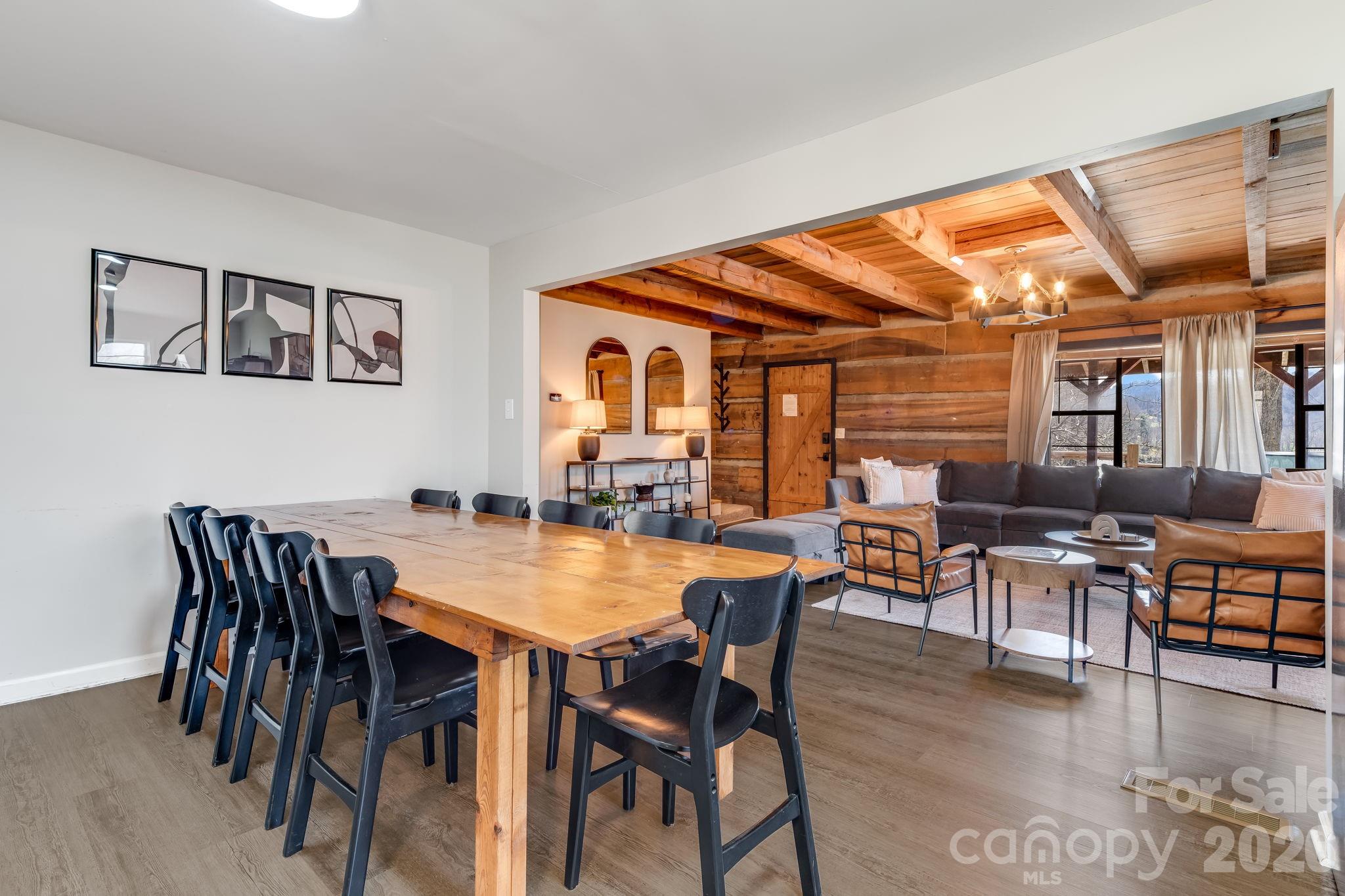 114 Johns Creek Road — Canton