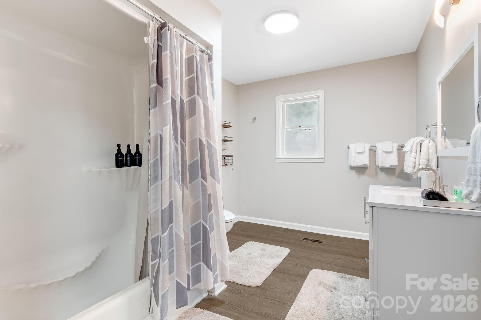 114 Johns Creek Road — Canton