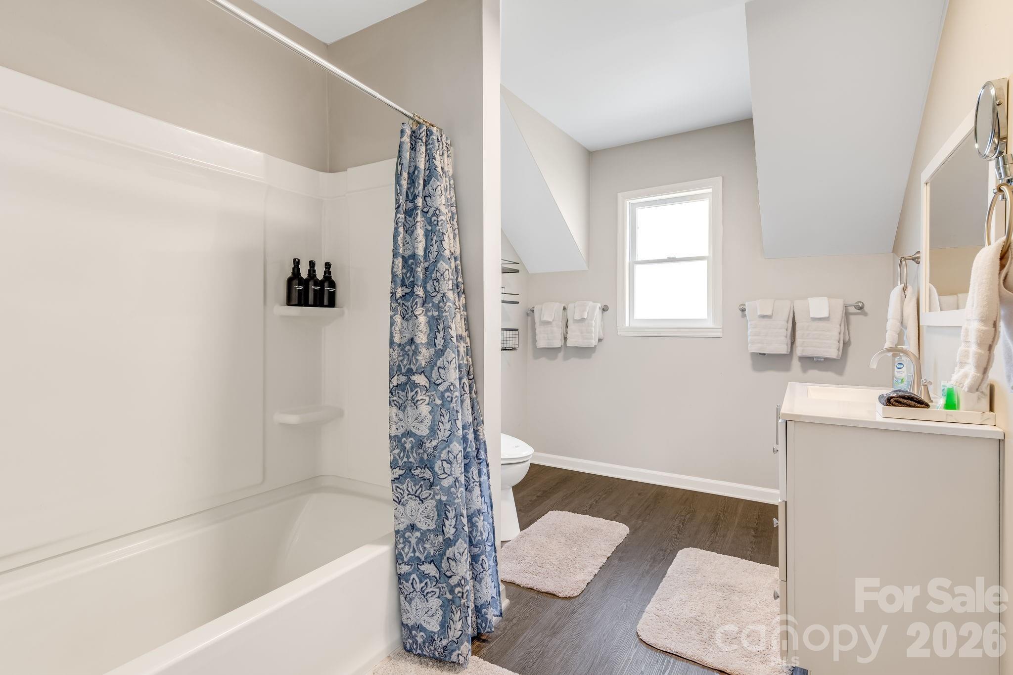 114 Johns Creek Road — Canton