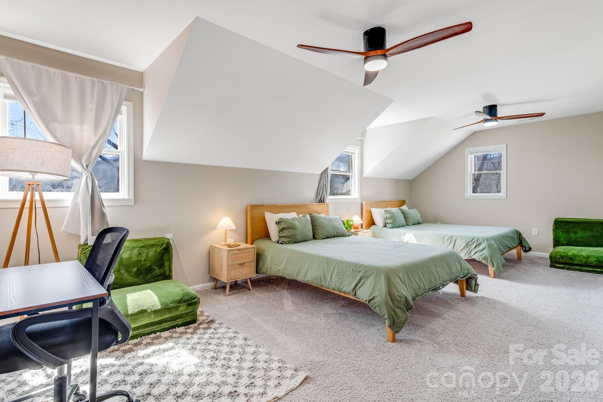 114 Johns Creek Road — Canton