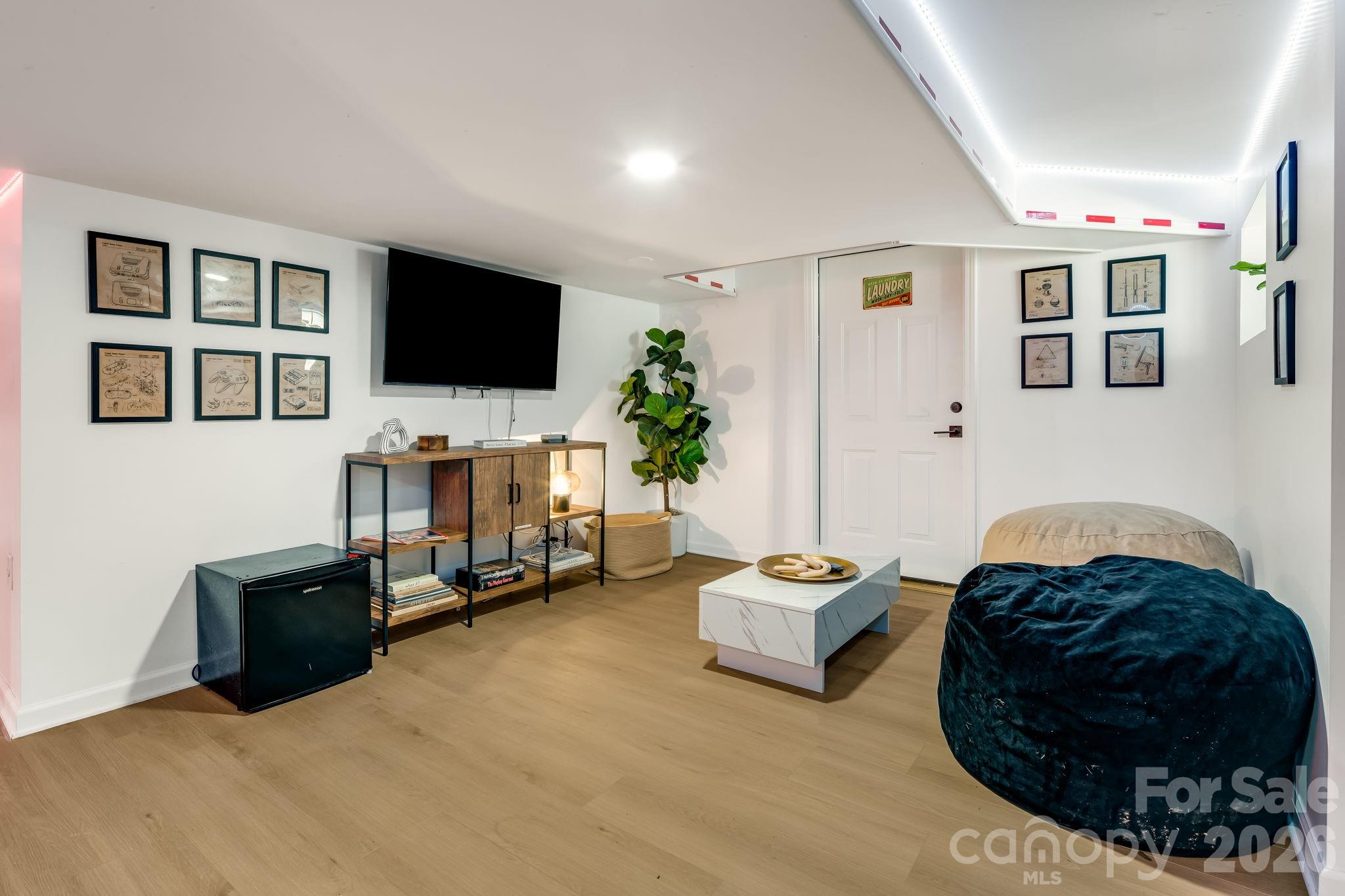 114 Johns Creek Road — Canton