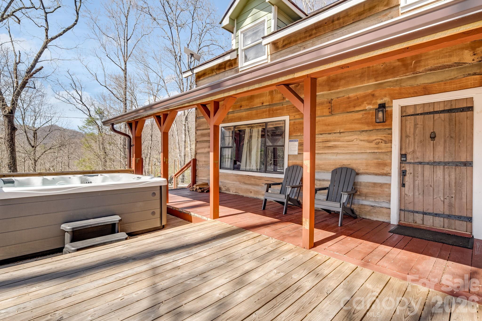 114 Johns Creek Road — Canton