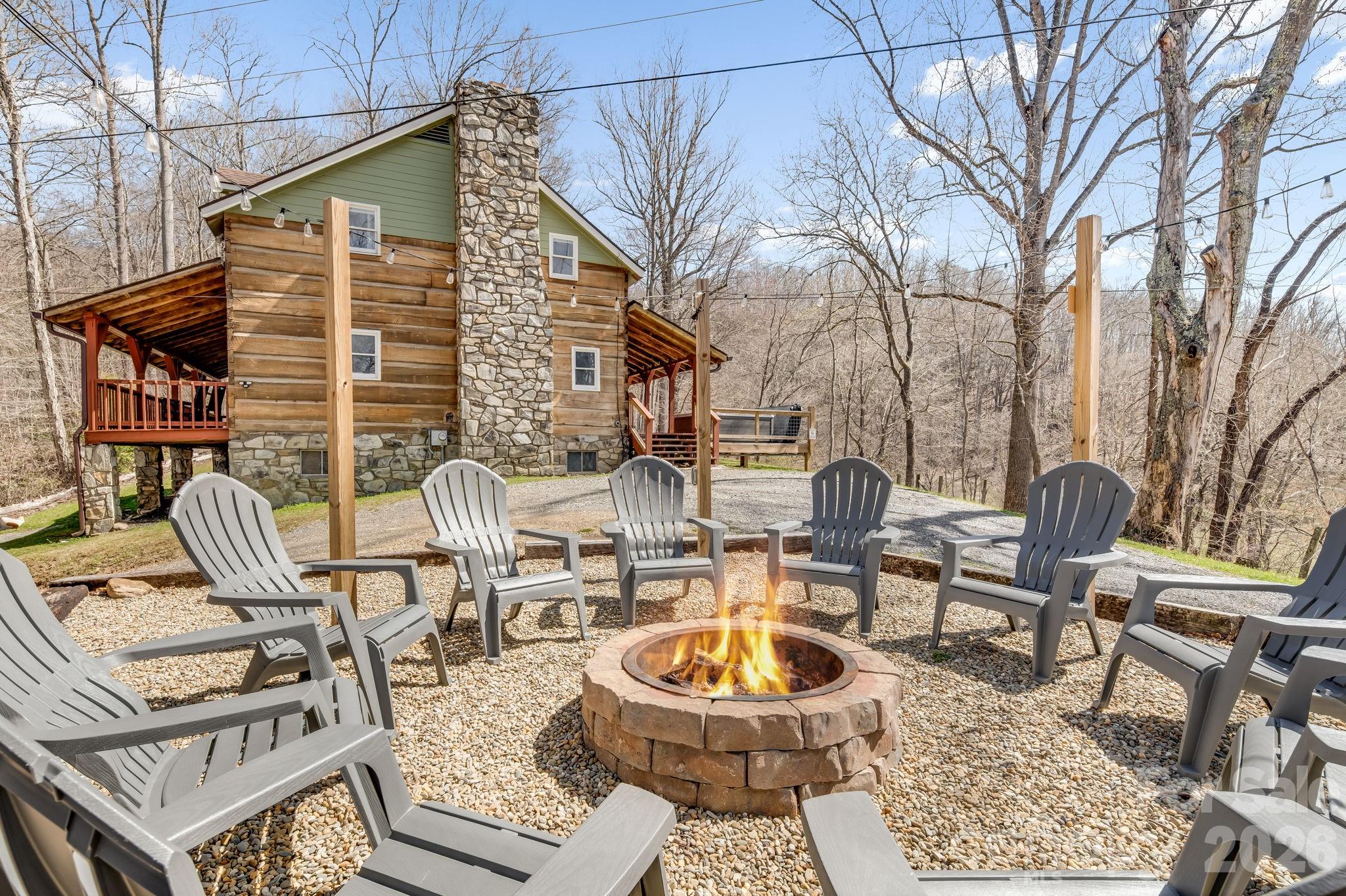 114 Johns Creek Road — Canton