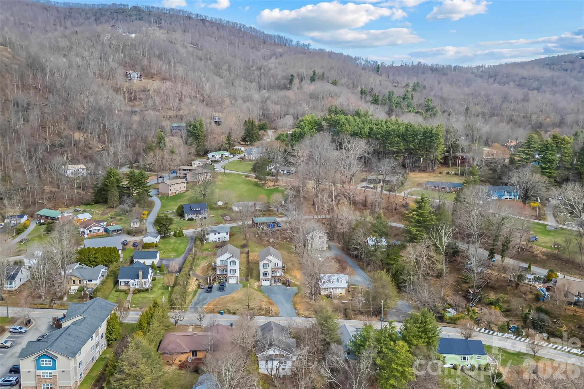 262 Old Bristol Road — Boone