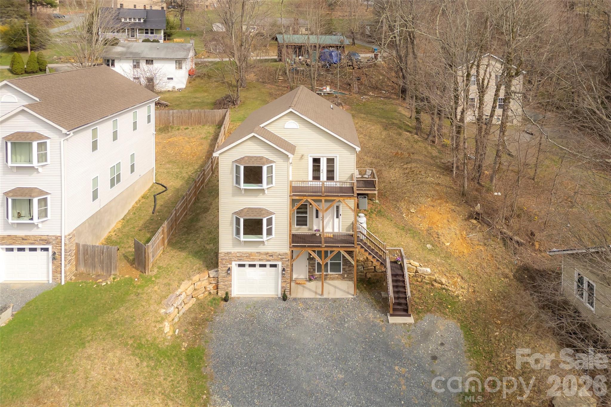 262 Old Bristol Road — Boone