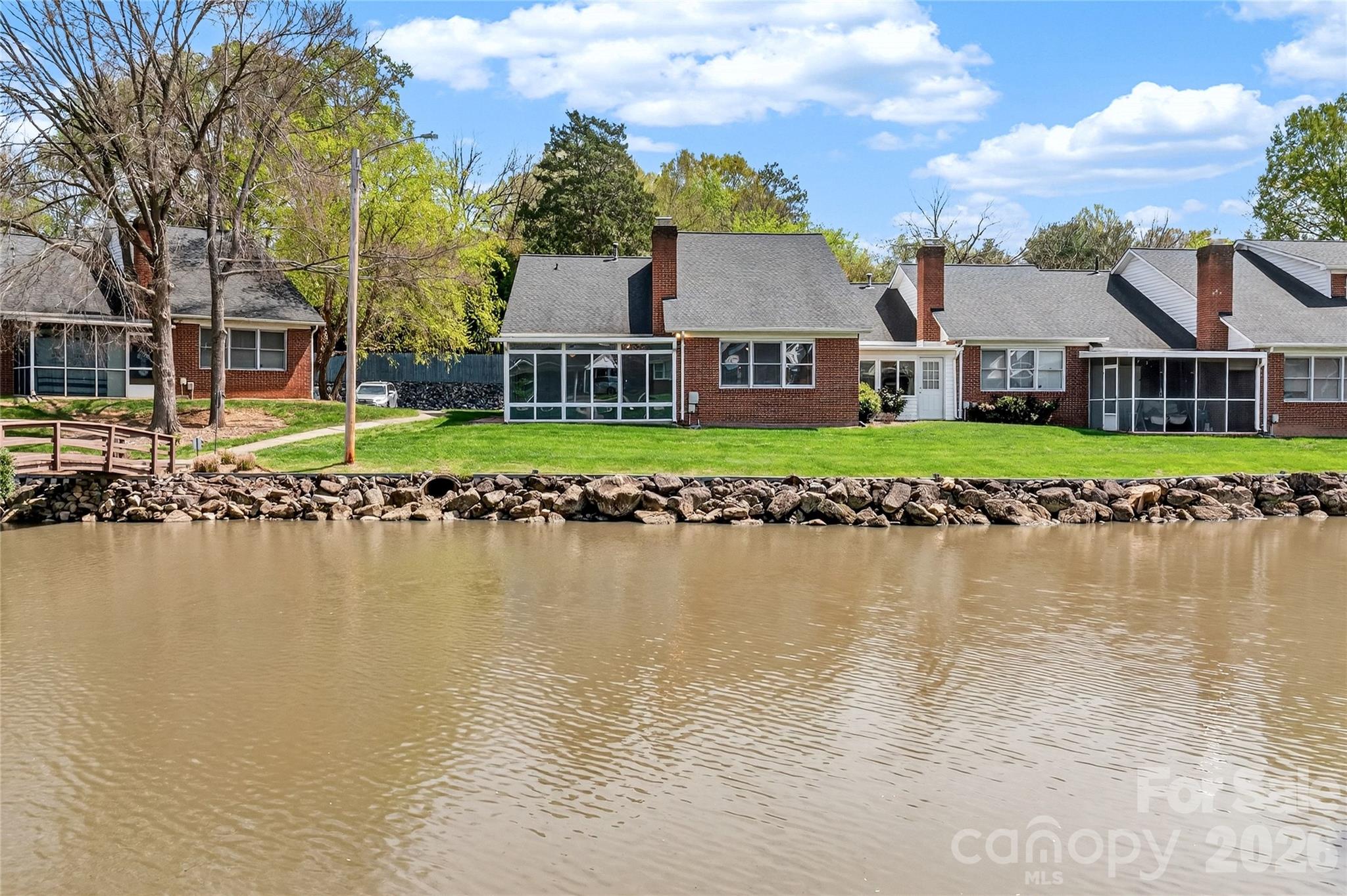 19830 Oak Leaf Circle — Cornelius