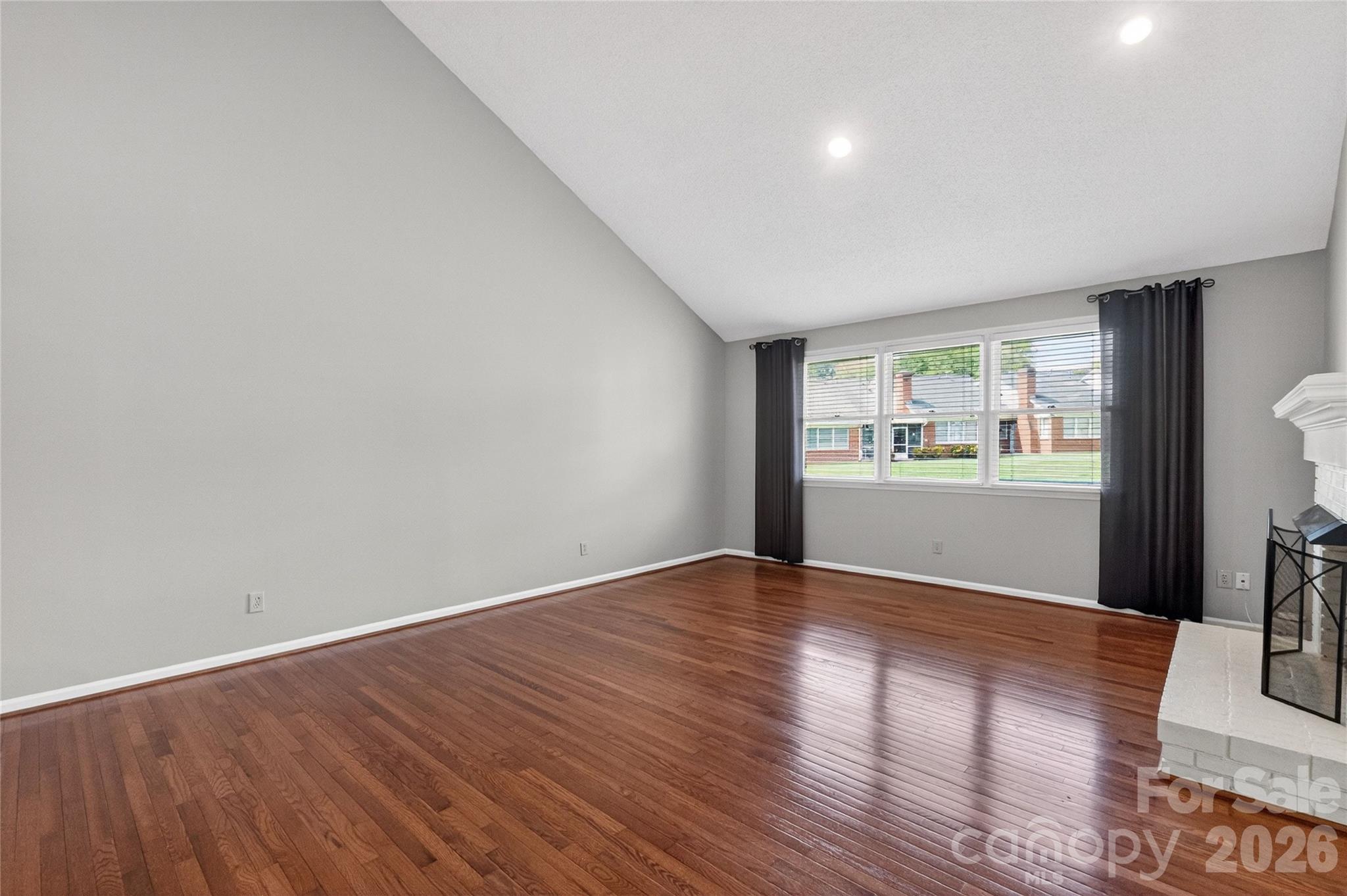 19830 Oak Leaf Circle — Cornelius