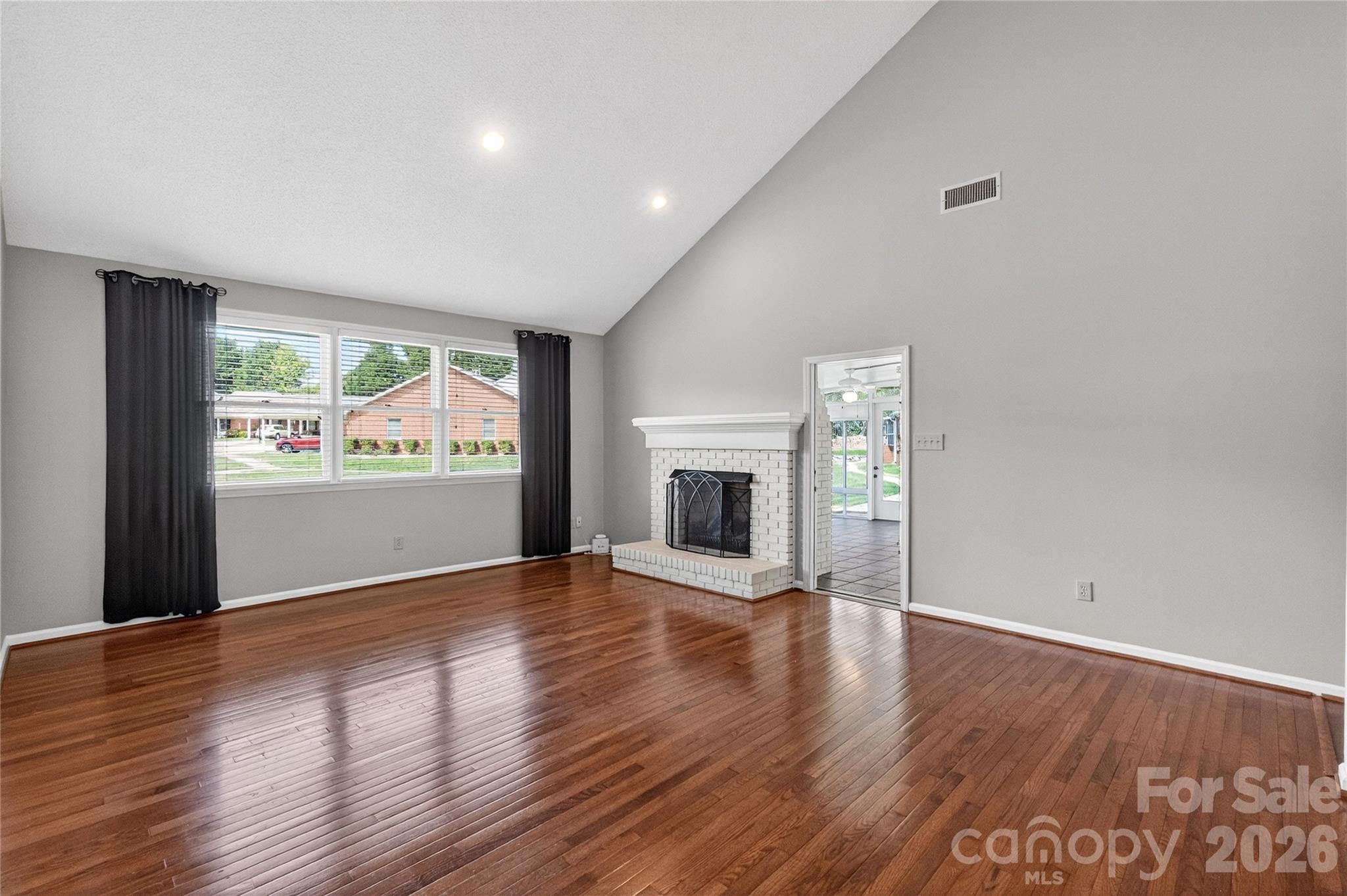 19830 Oak Leaf Circle — Cornelius