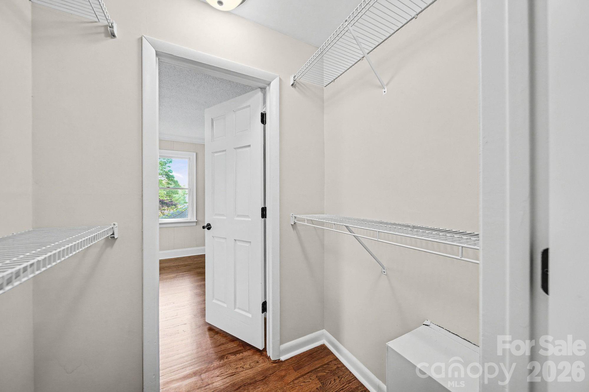 570 Crestside Drive SE — Concord