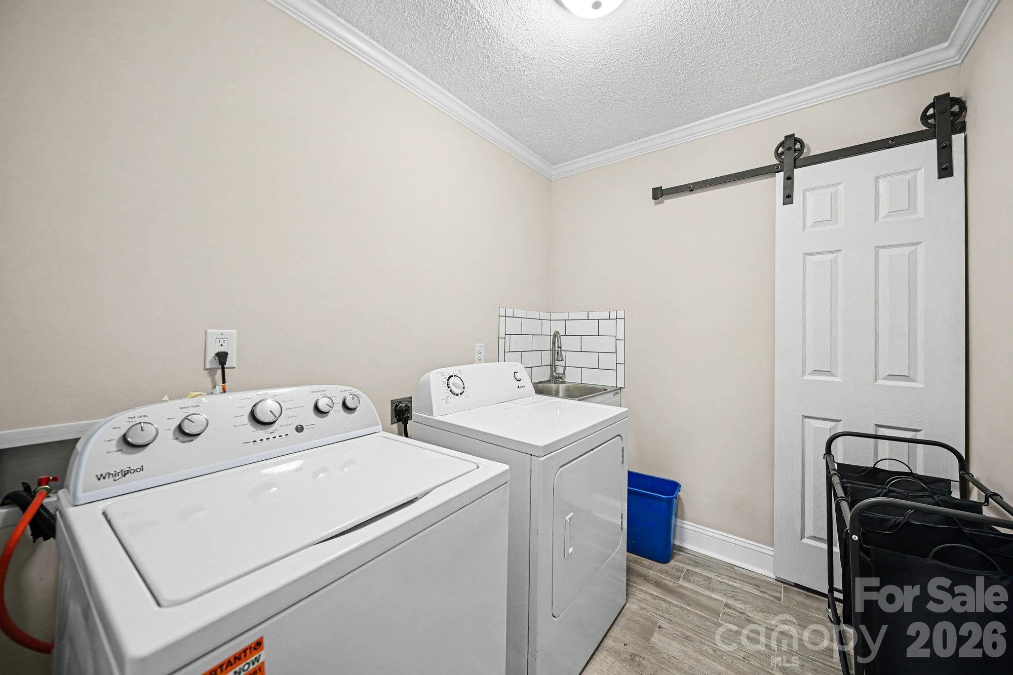 570 Crestside Drive SE — Concord