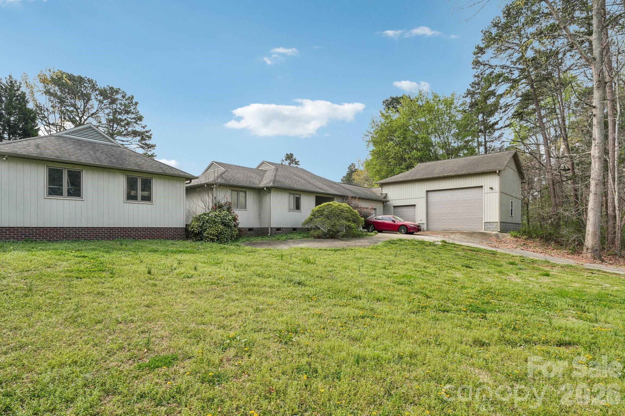 425 Lariat Circle — Salisbury