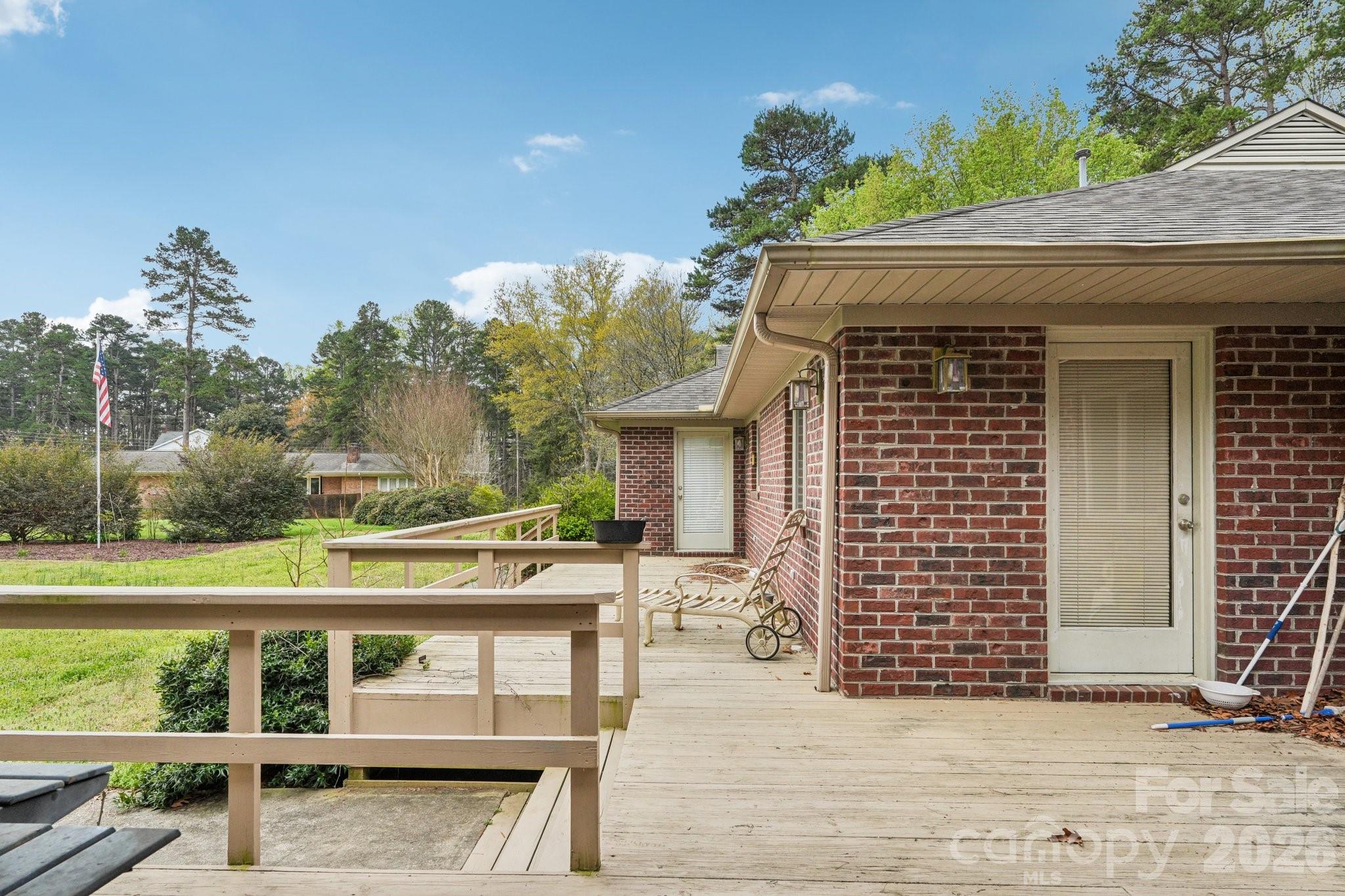 425 Lariat Circle — Salisbury