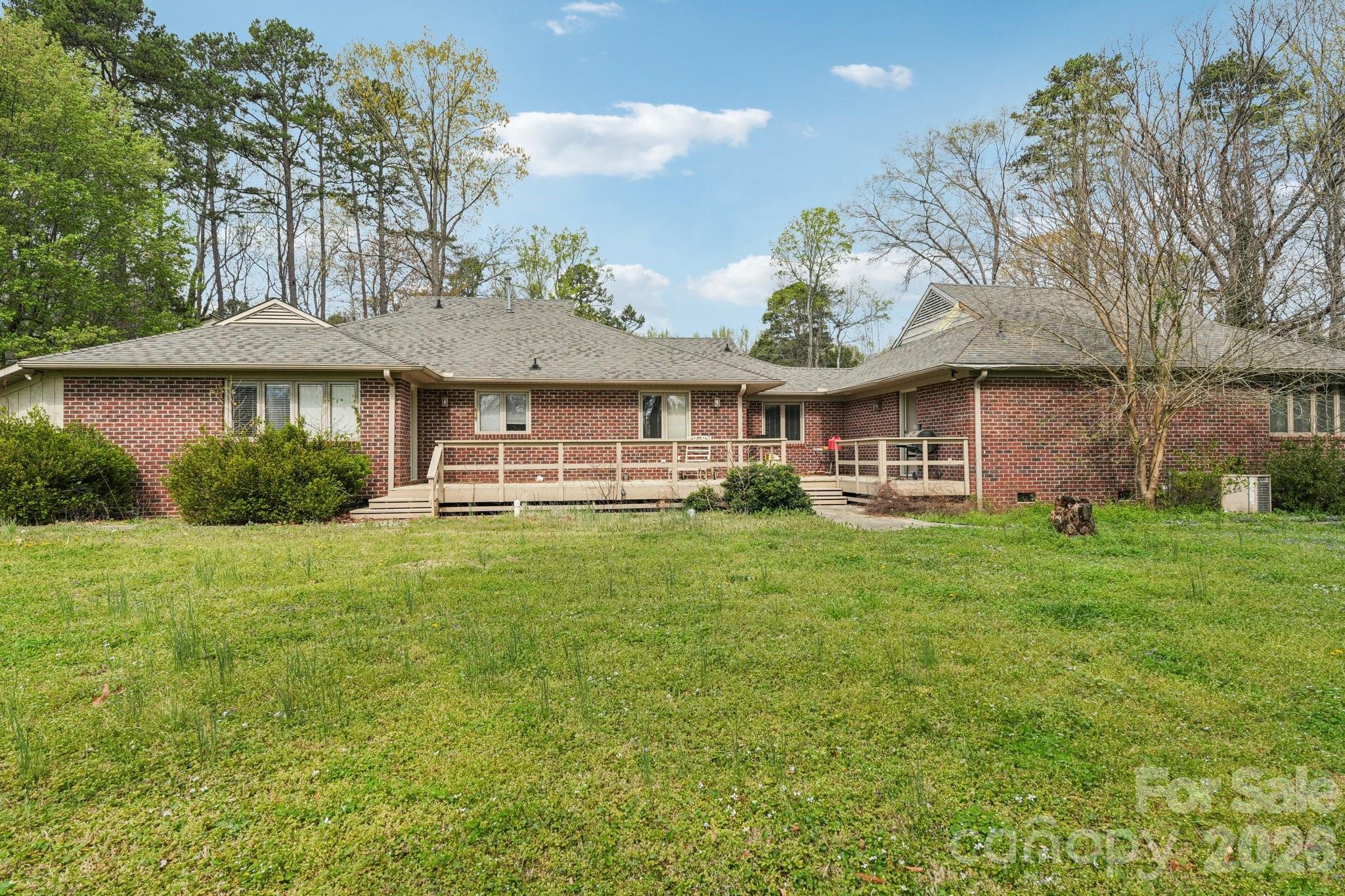 425 Lariat Circle — Salisbury
