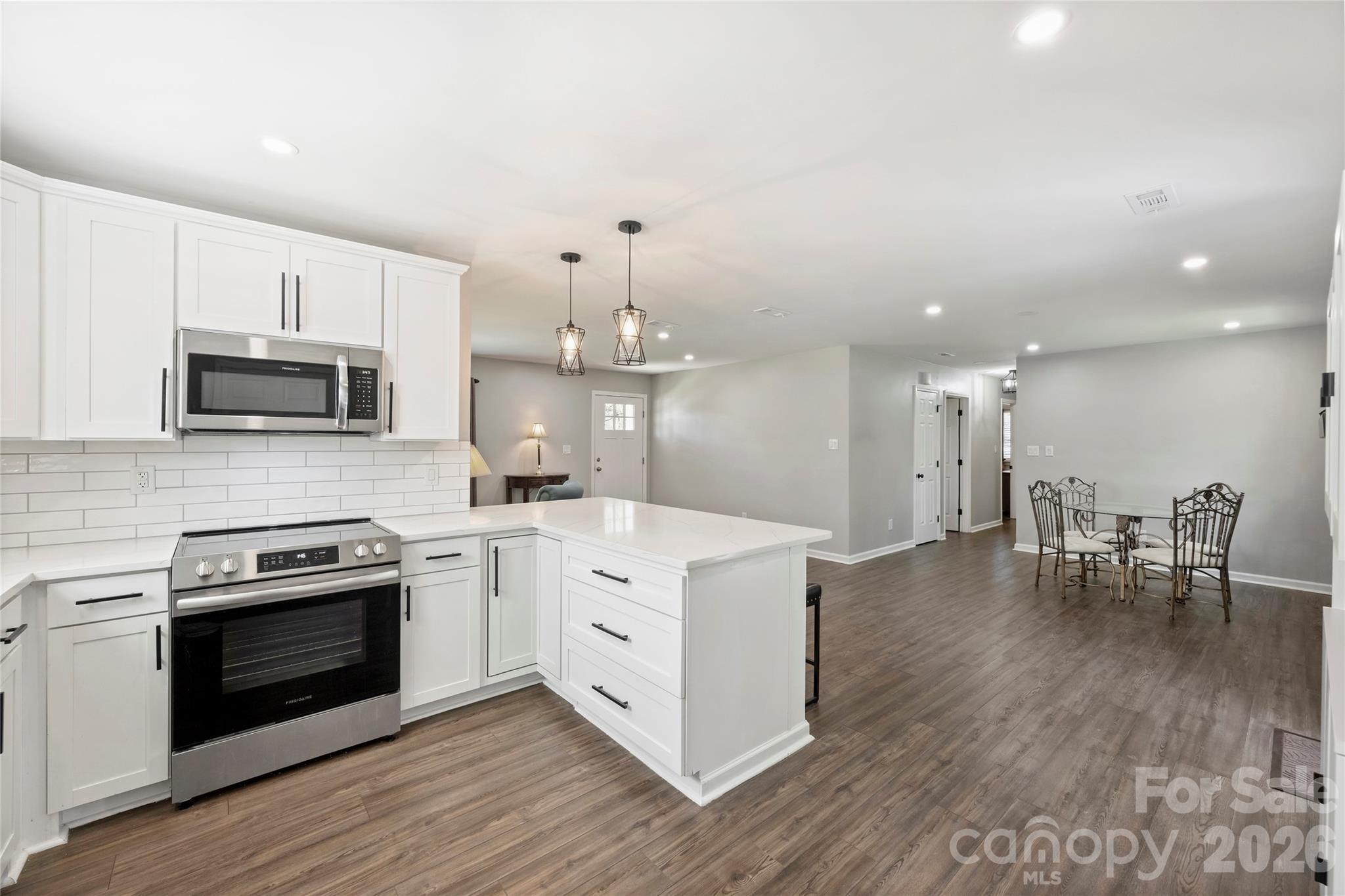 3724 Cobbleridge Drive — Charlotte
