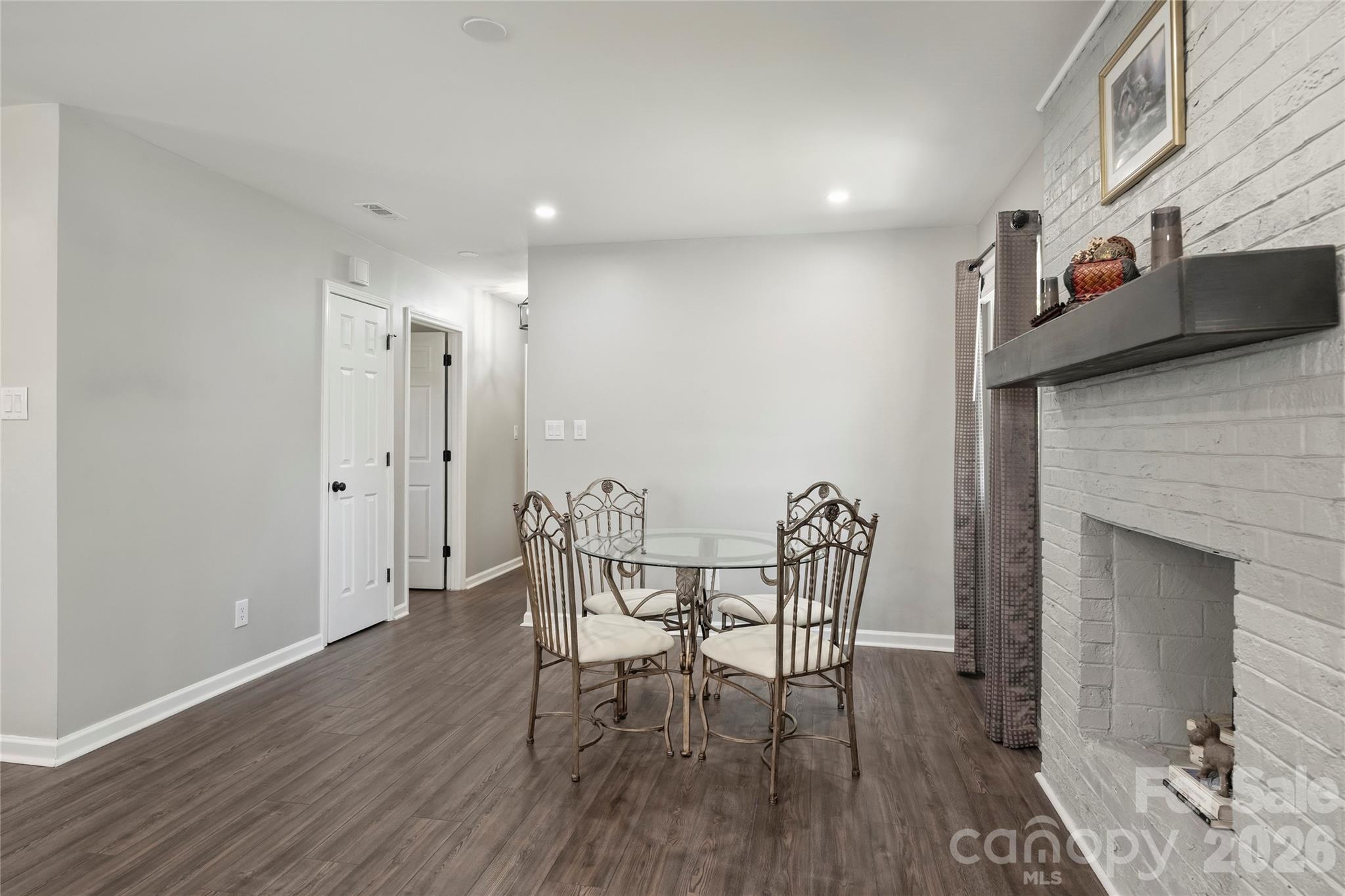 3724 Cobbleridge Drive — Charlotte