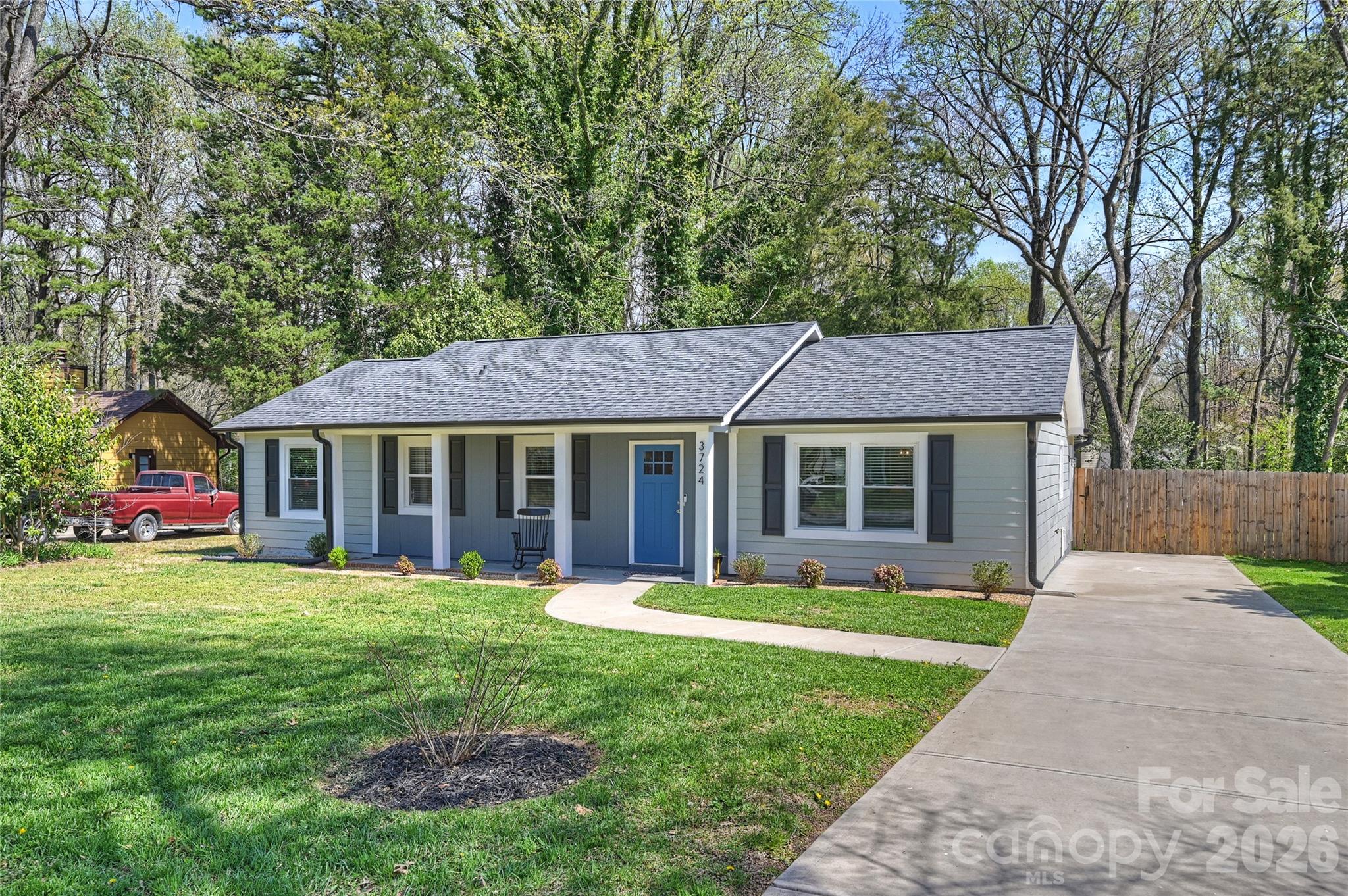3724 Cobbleridge Drive — Charlotte