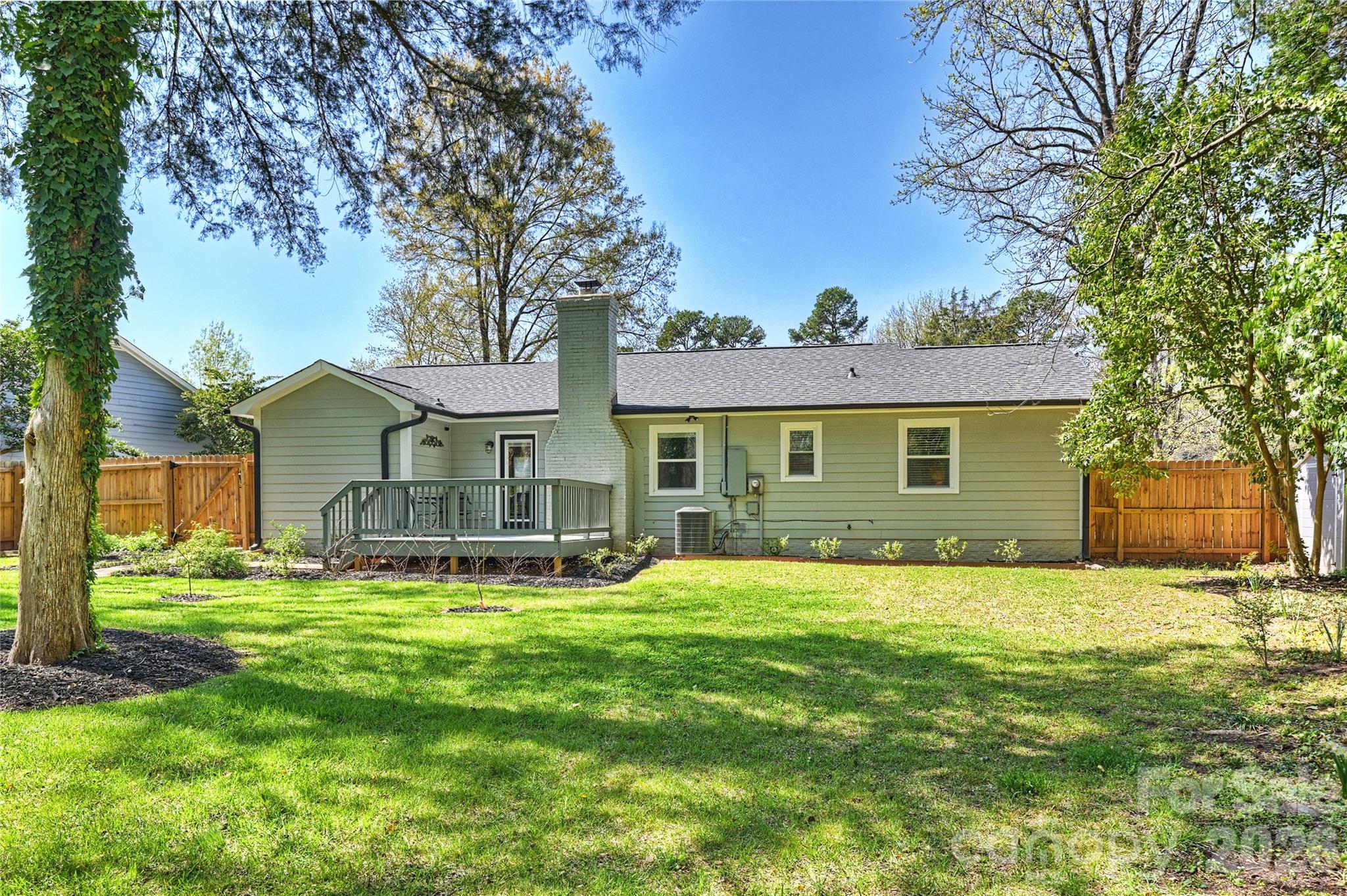 3724 Cobbleridge Drive — Charlotte