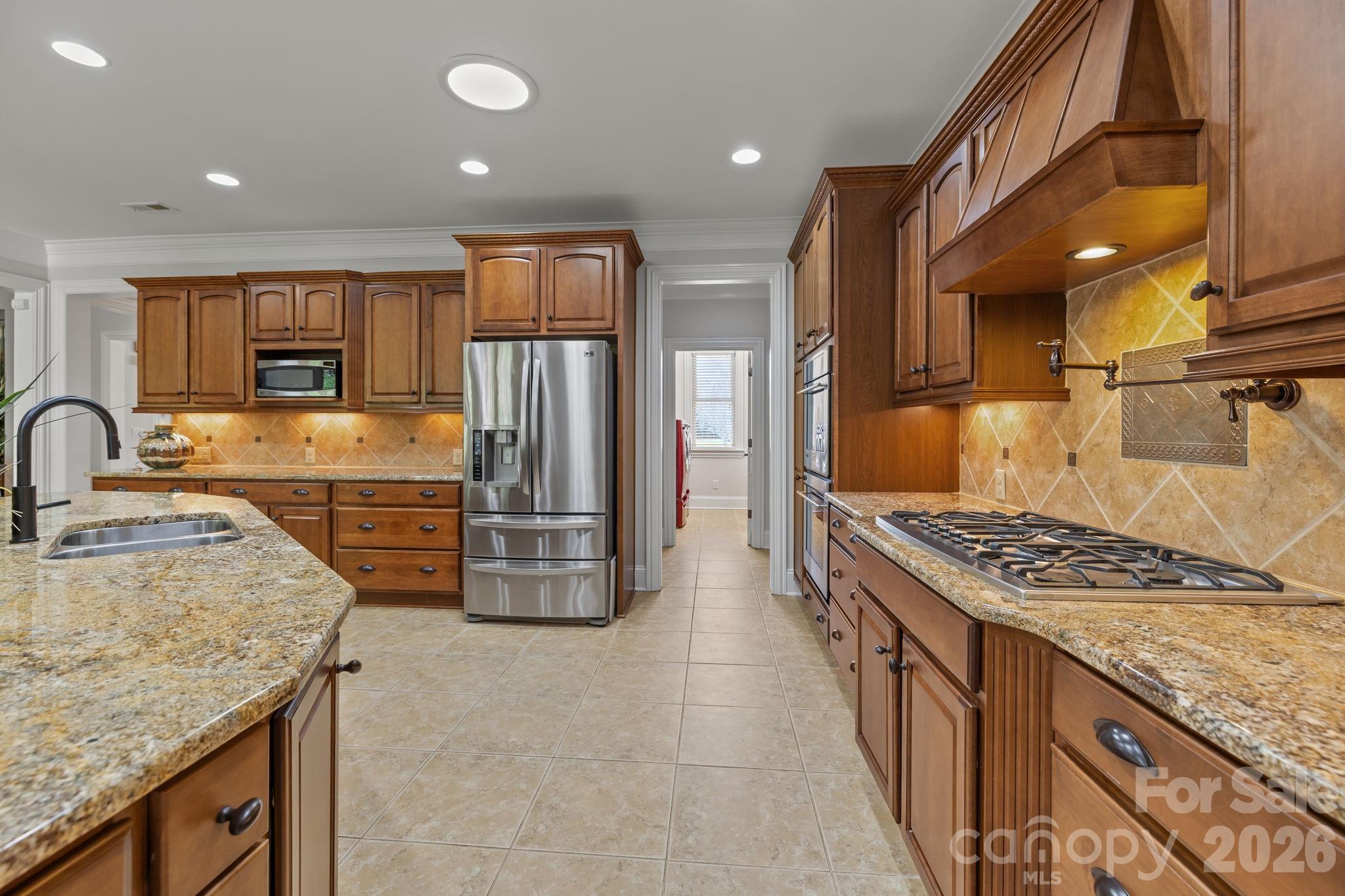 13249 Belle Grove Manor Lane — Matthews