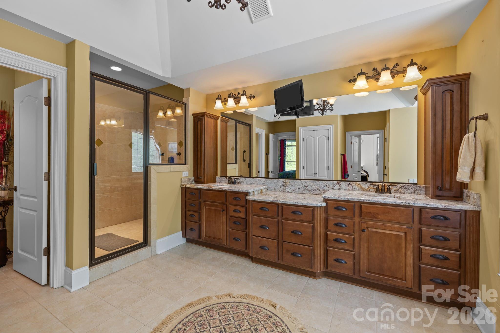 13249 Belle Grove Manor Lane — Matthews