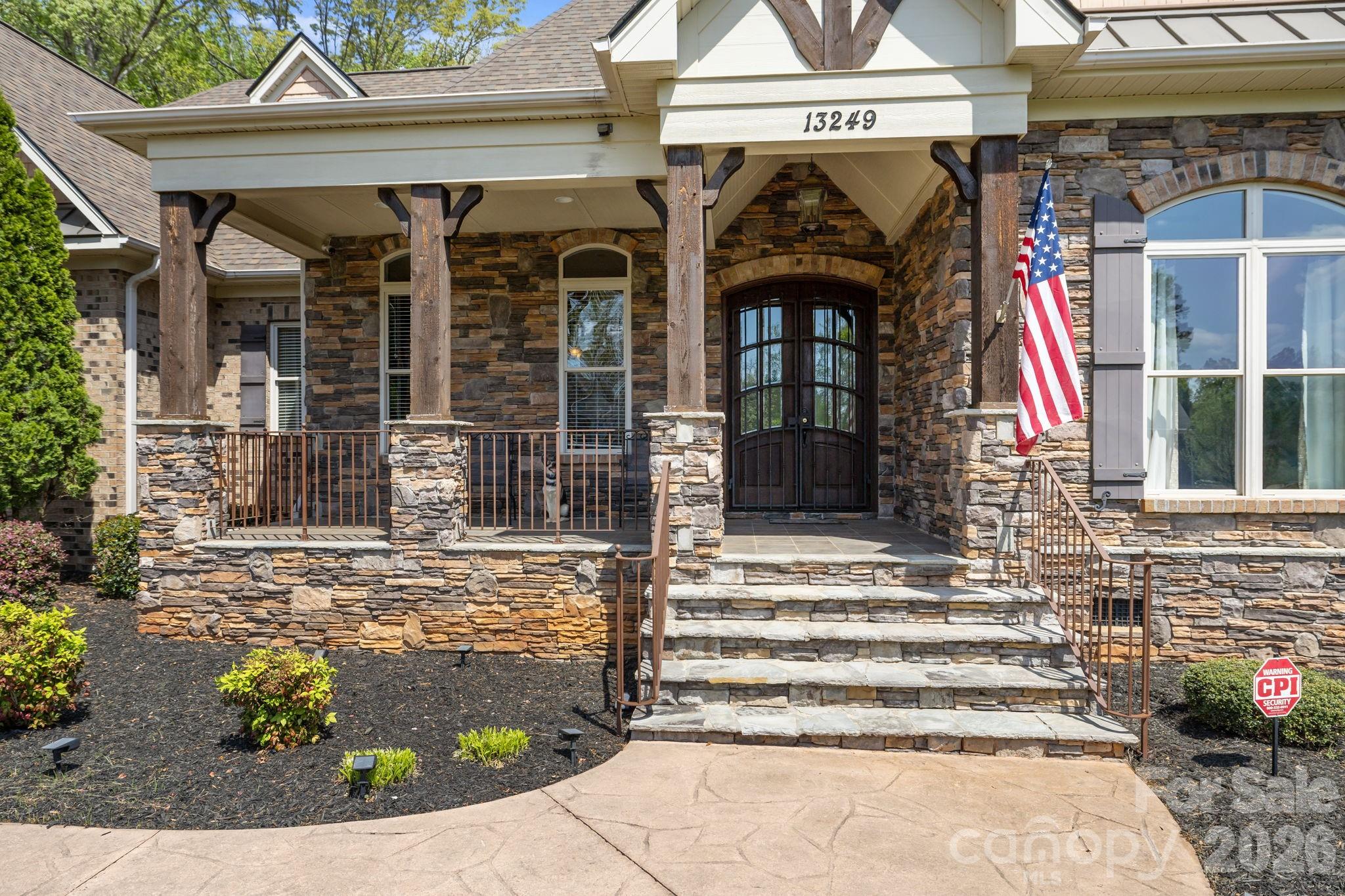 13249 Belle Grove Manor Lane — Matthews