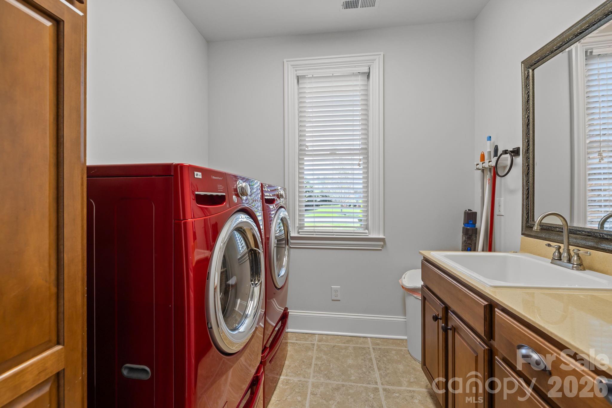 13249 Belle Grove Manor Lane — Matthews