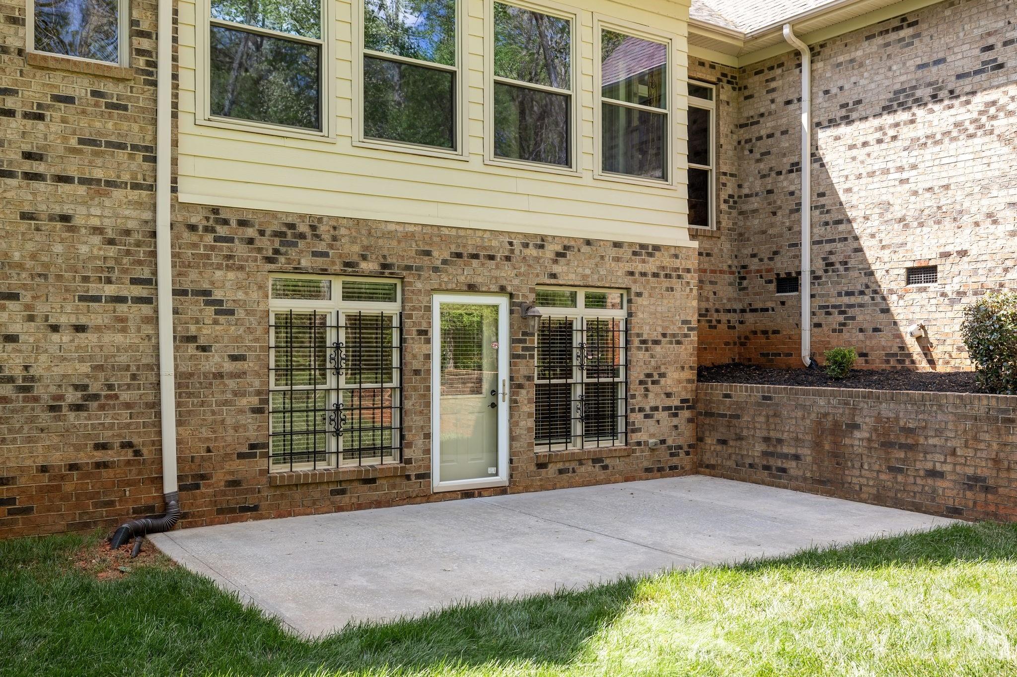 13249 Belle Grove Manor Lane — Matthews