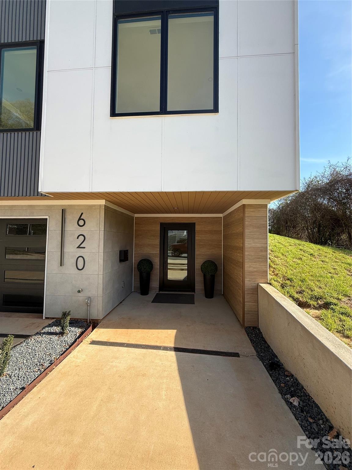 620 Cross Trail Drive — Charlotte