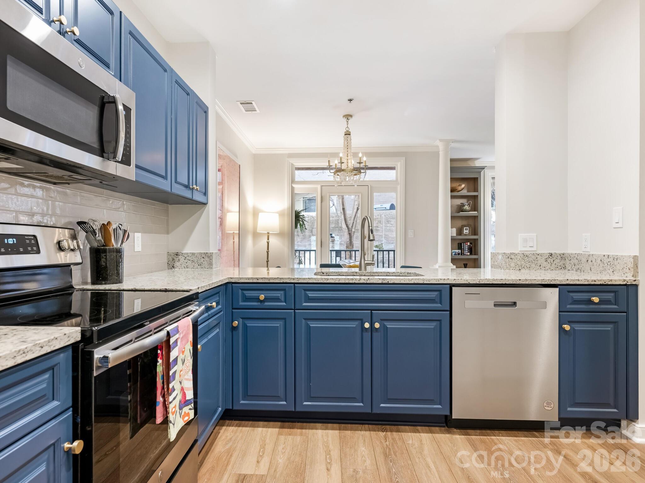 416 Queens Road #7 — Charlotte