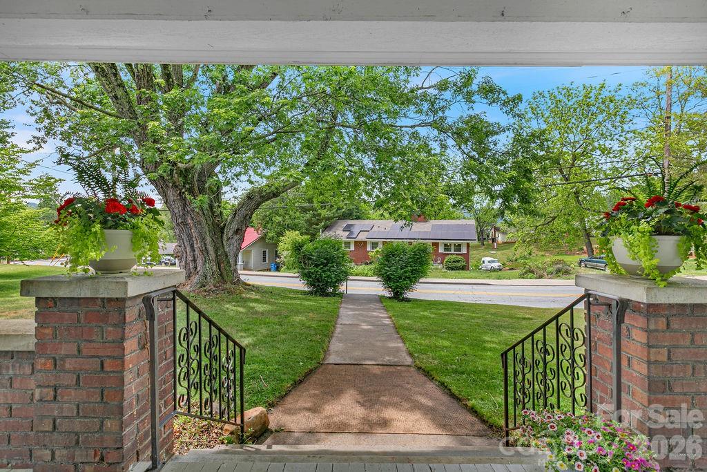 41 Harrison Street — Canton