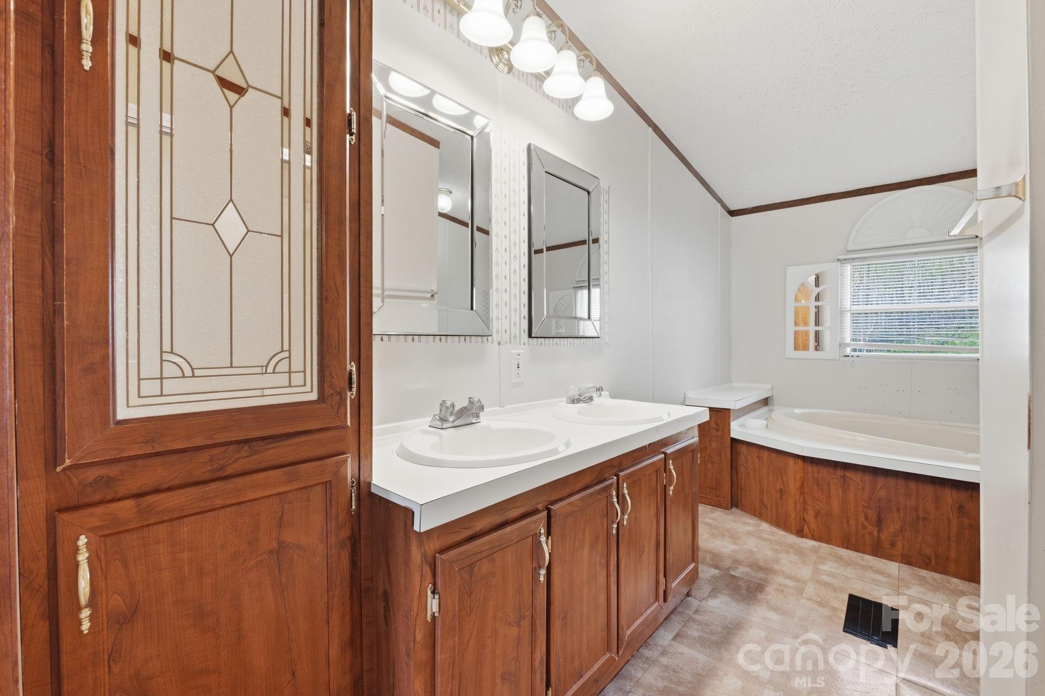 4830 Verde View Drive — Gastonia