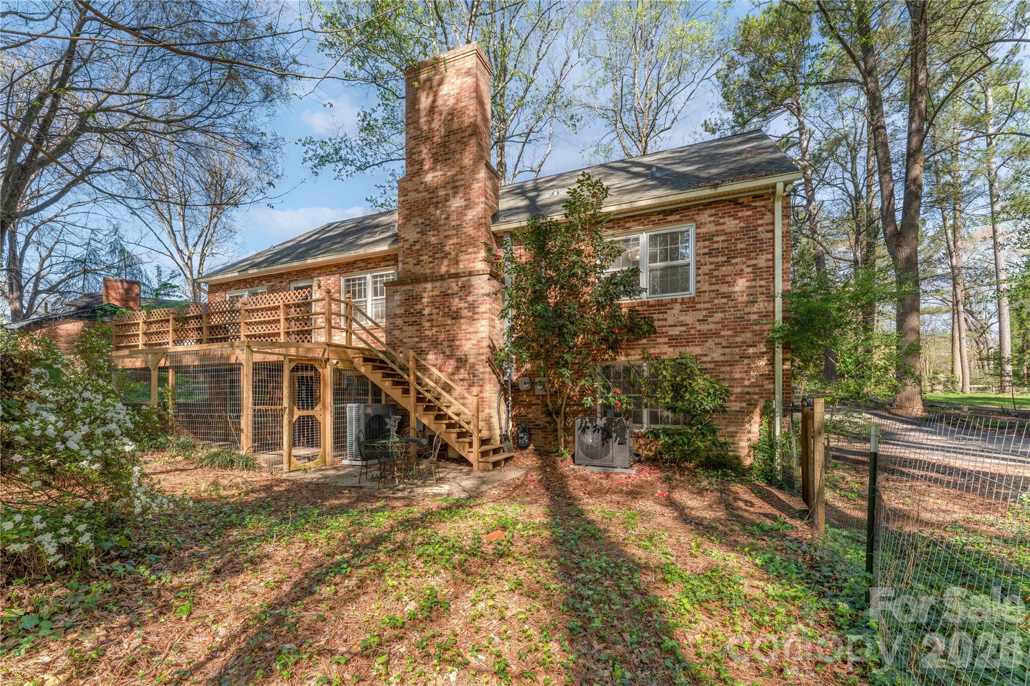 604 Whittington Place — Statesville