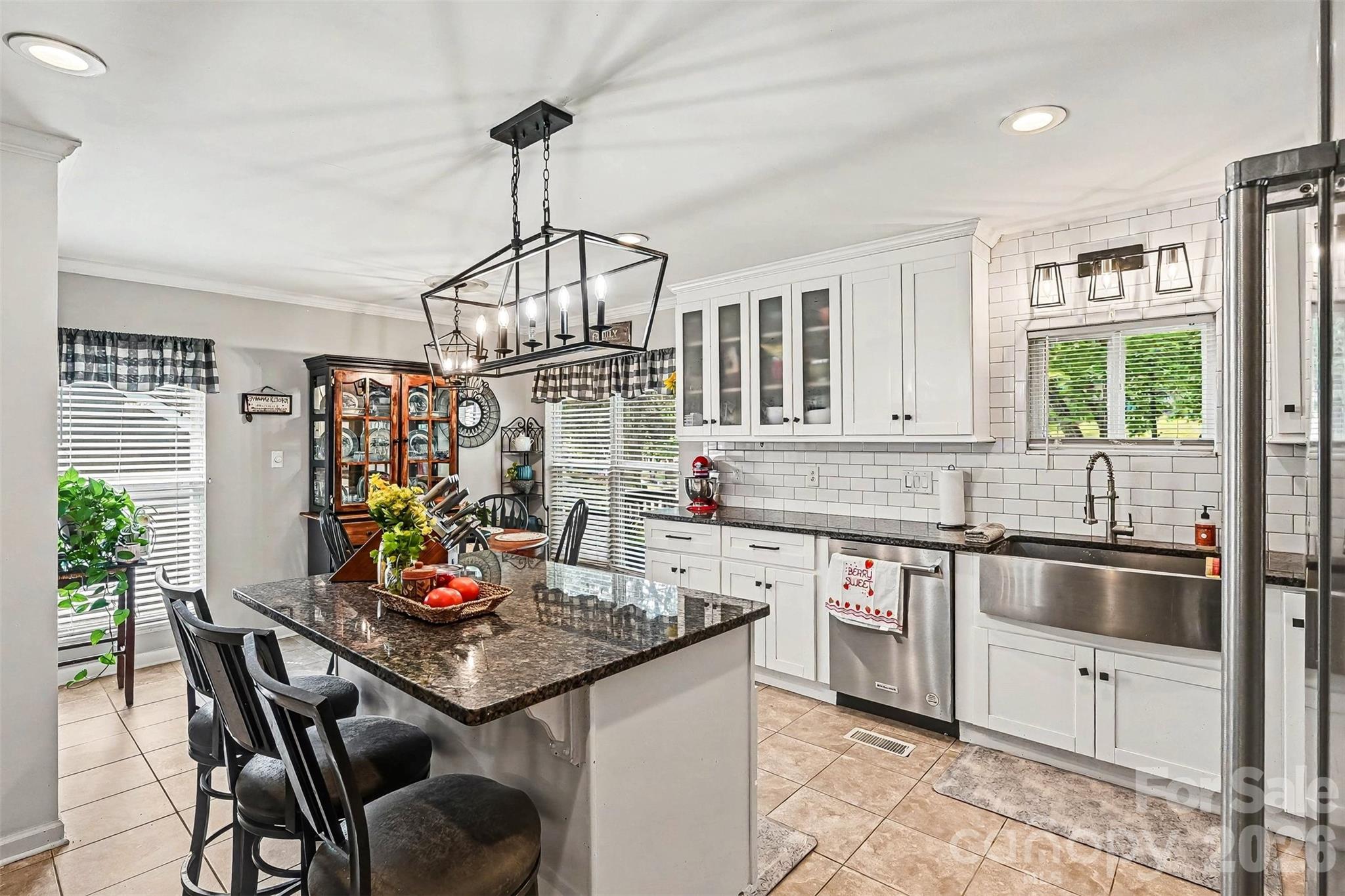 10319 Camelback Circle — Charlotte