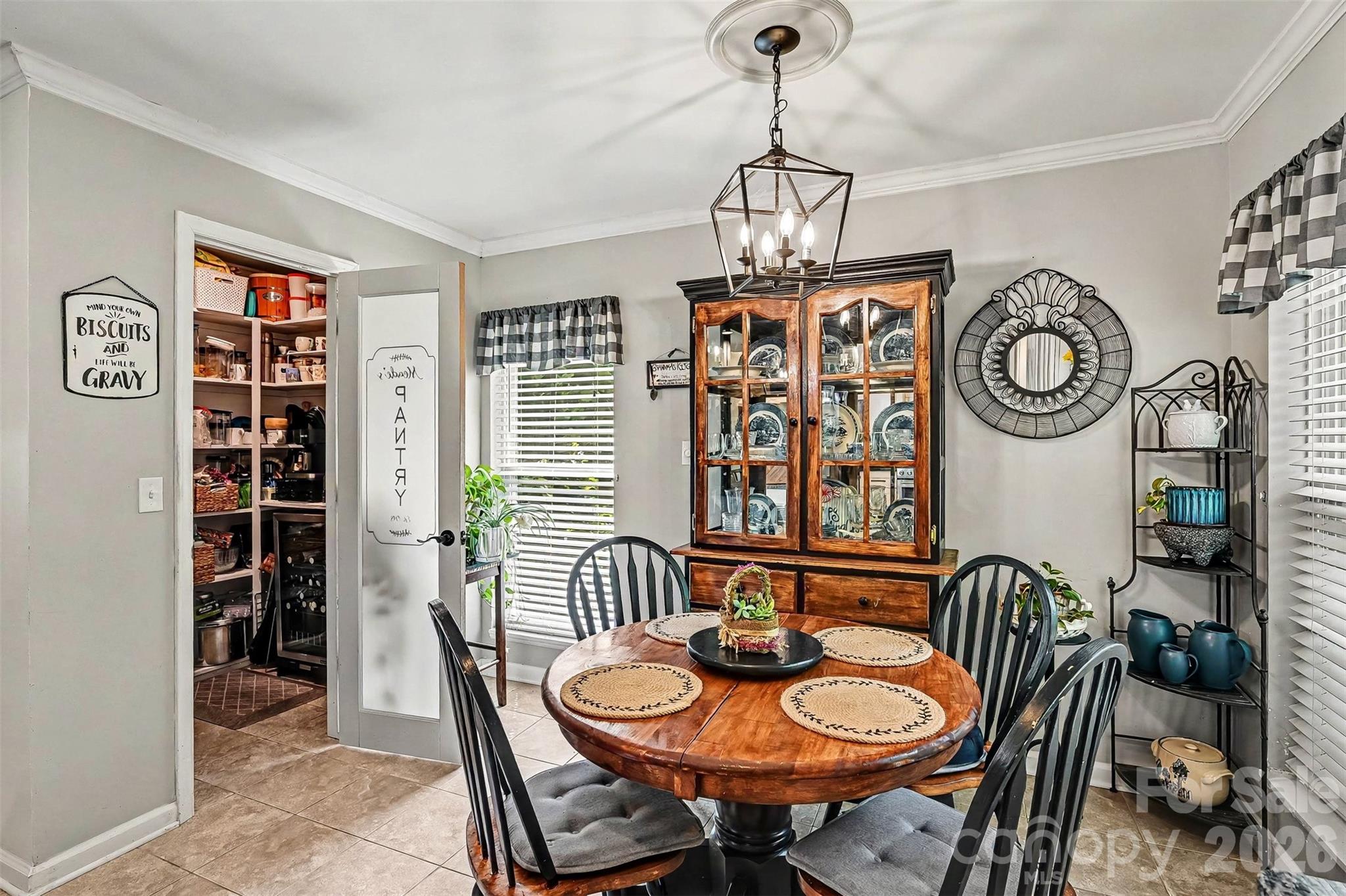 10319 Camelback Circle — Charlotte
