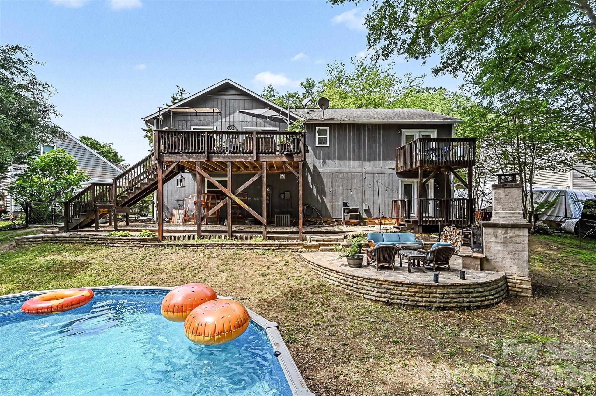 10319 Camelback Circle — Charlotte