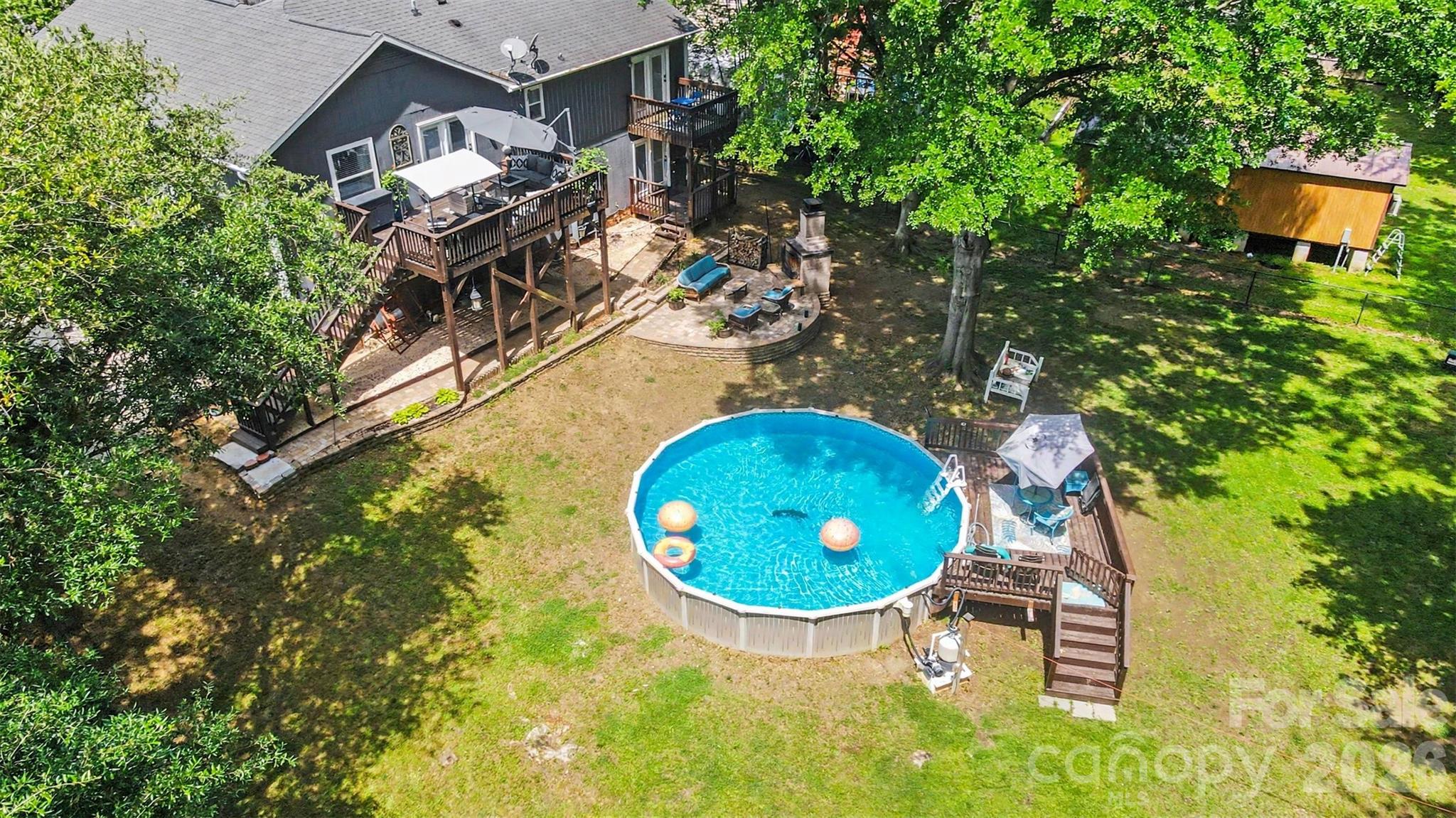 10319 Camelback Circle — Charlotte