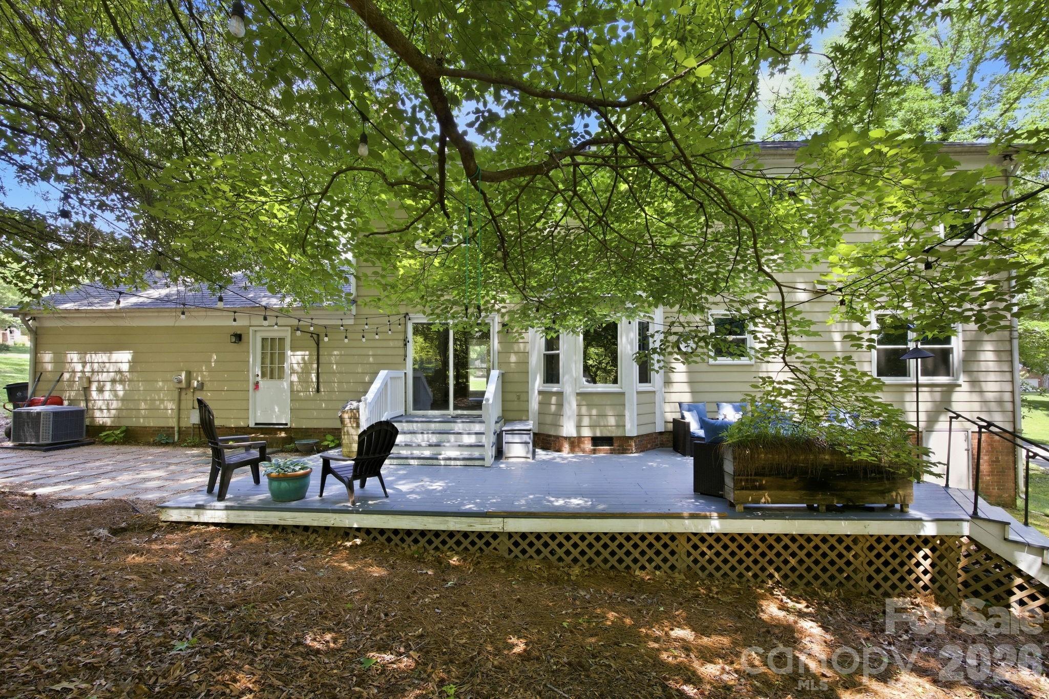 2011 Windlock Drive — Charlotte