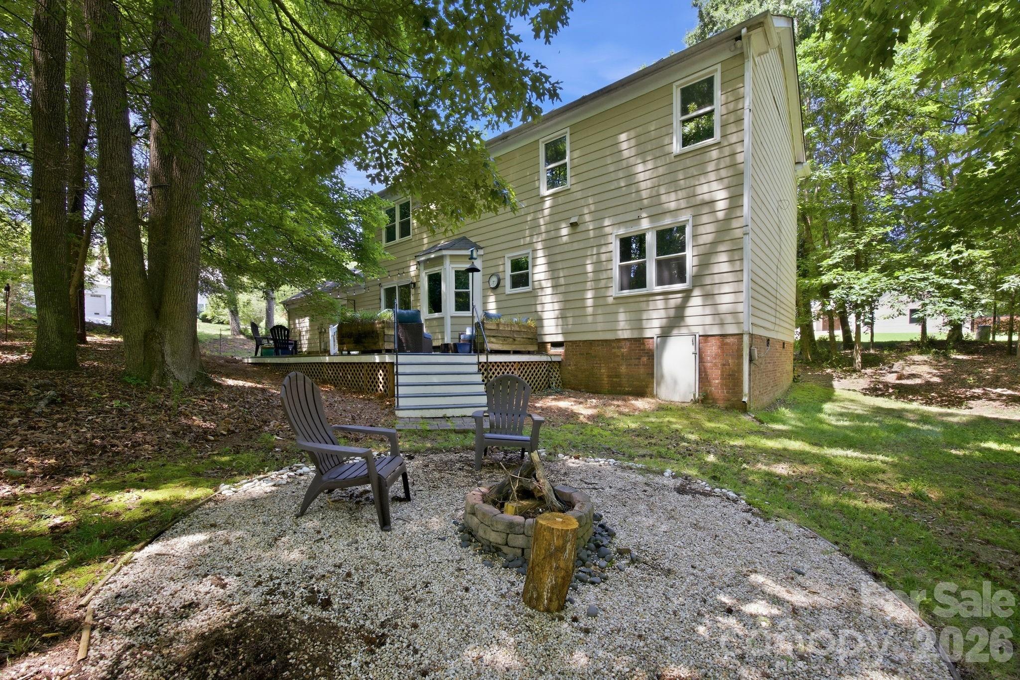2011 Windlock Drive — Charlotte