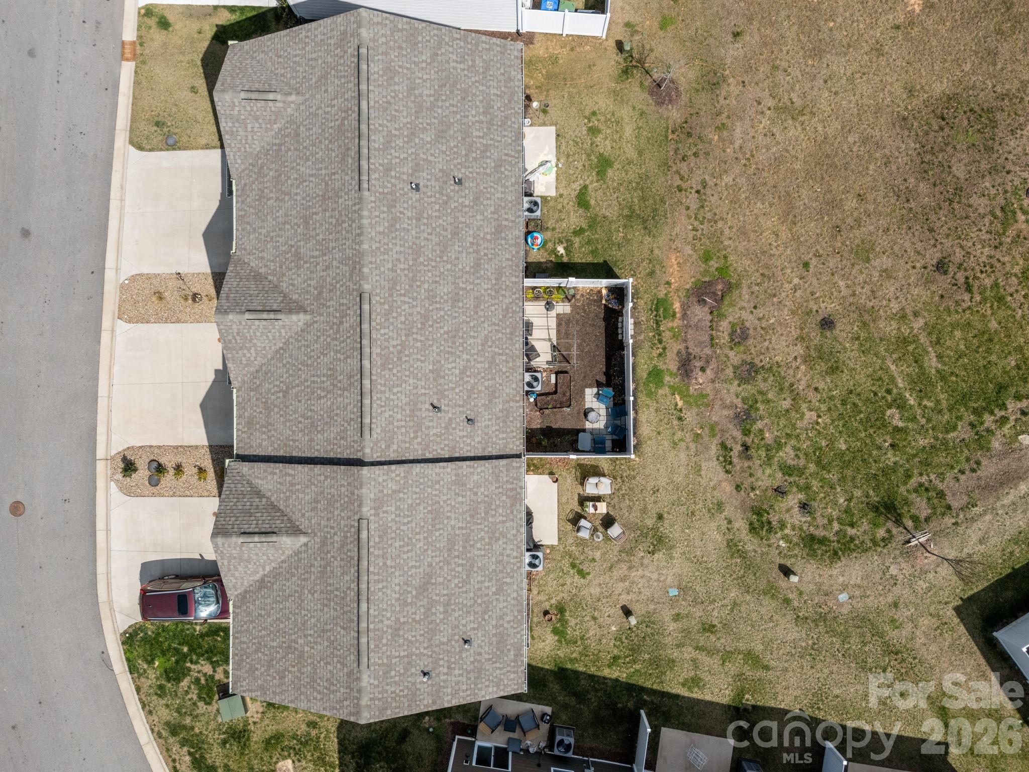 83 Malcolm Court — Candler
