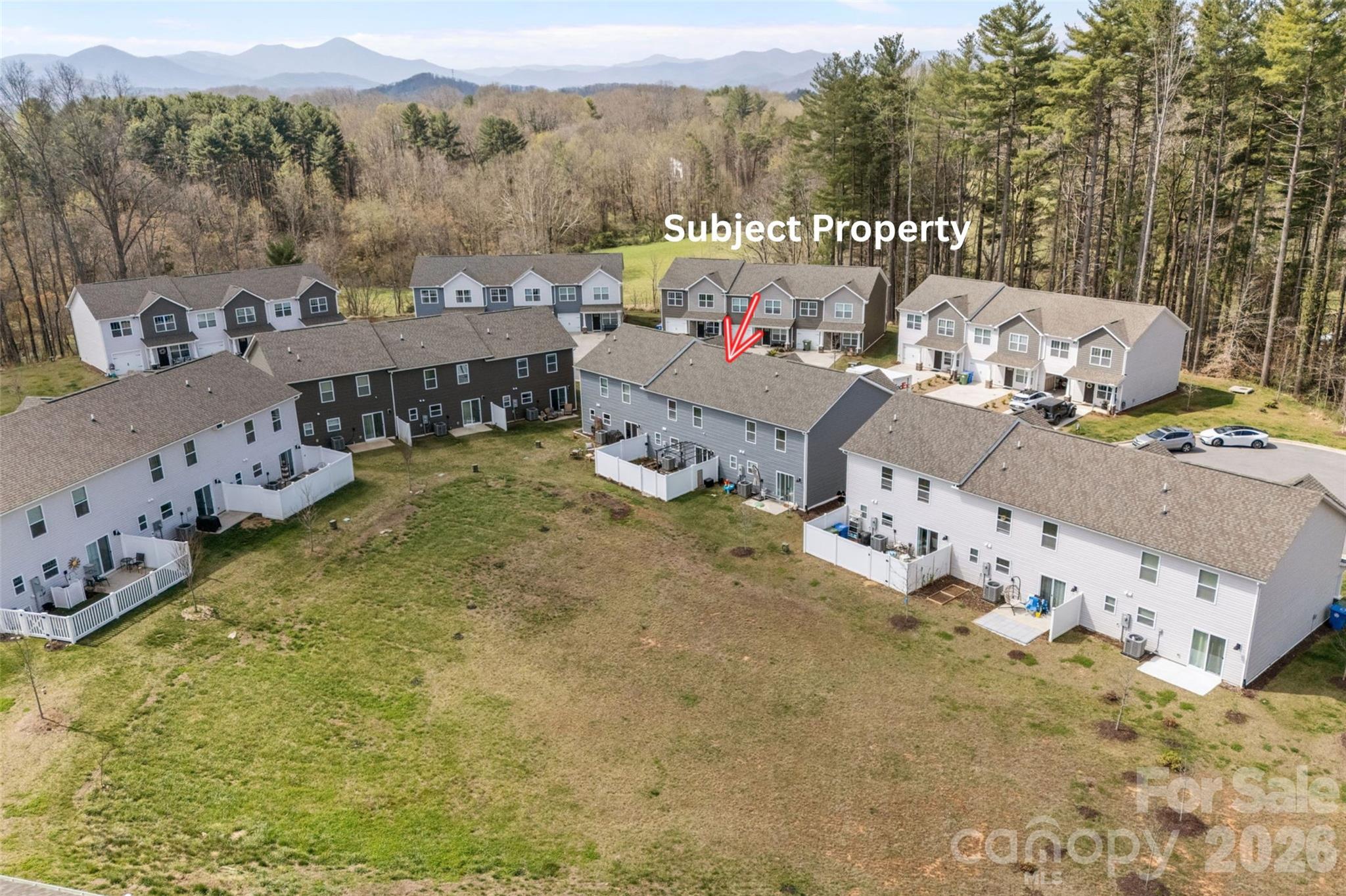 83 Malcolm Court — Candler