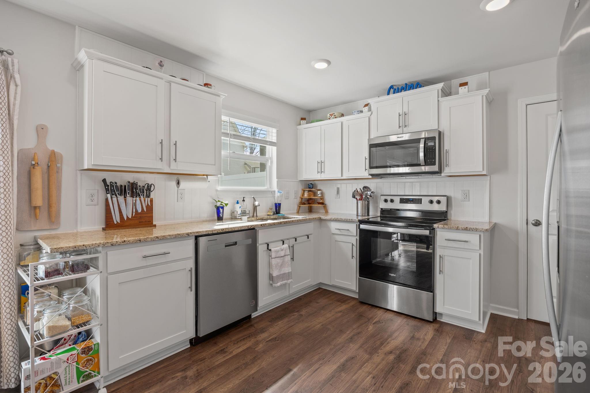 83 Malcolm Court — Candler