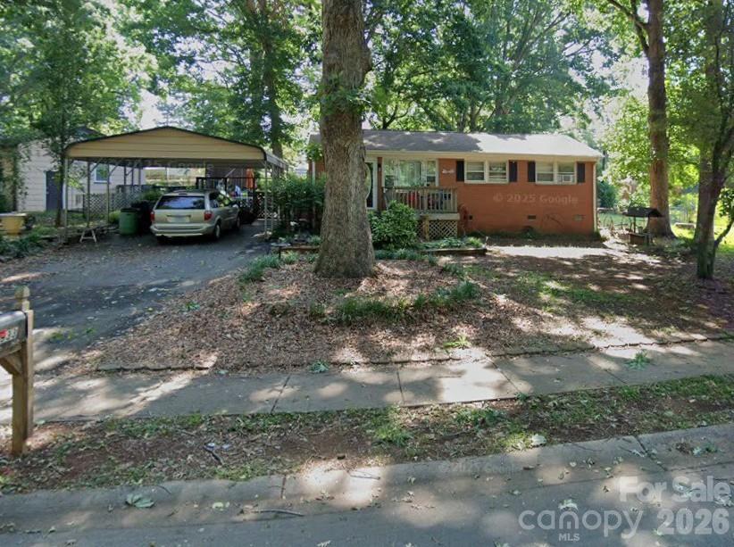 1933 Choyce Circle — Charlotte