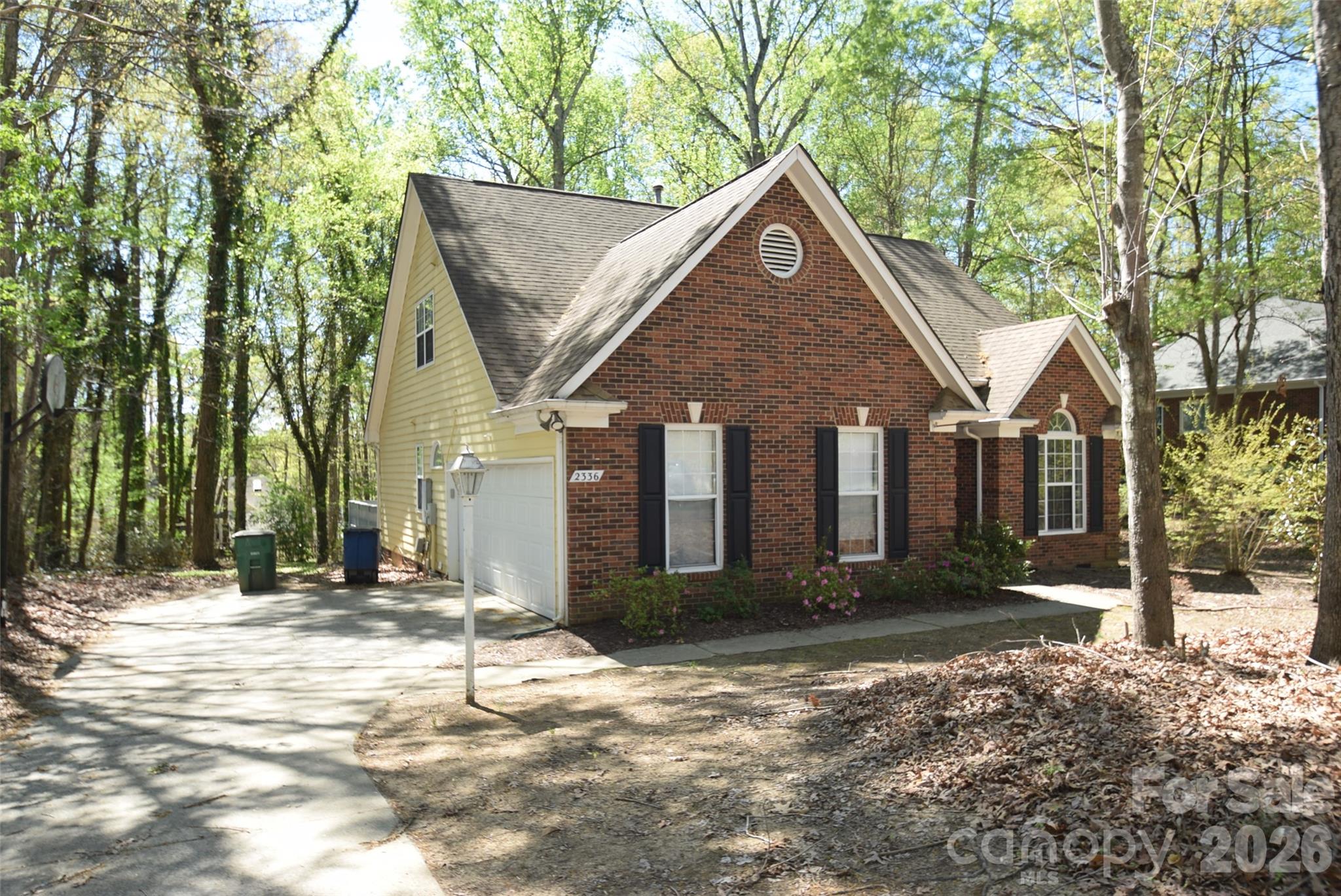 2336 Mill House Lane — Matthews