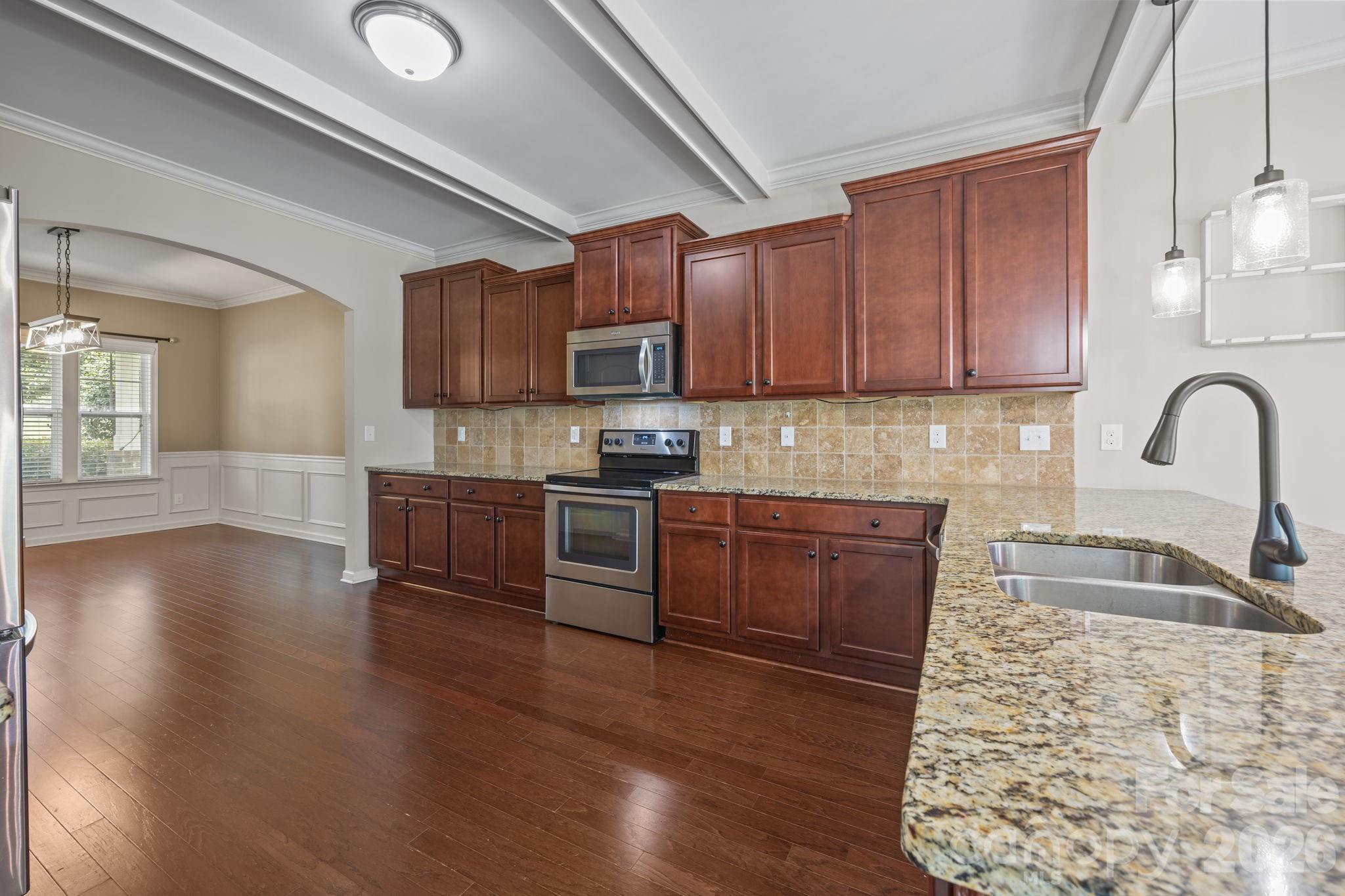 103 Hedgewood Drive — Mooresville