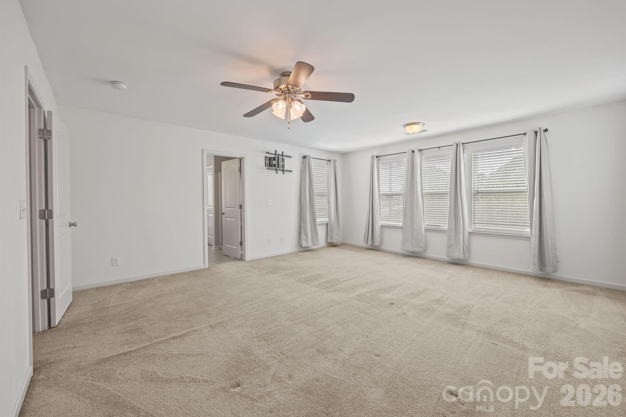 103 Hedgewood Drive — Mooresville