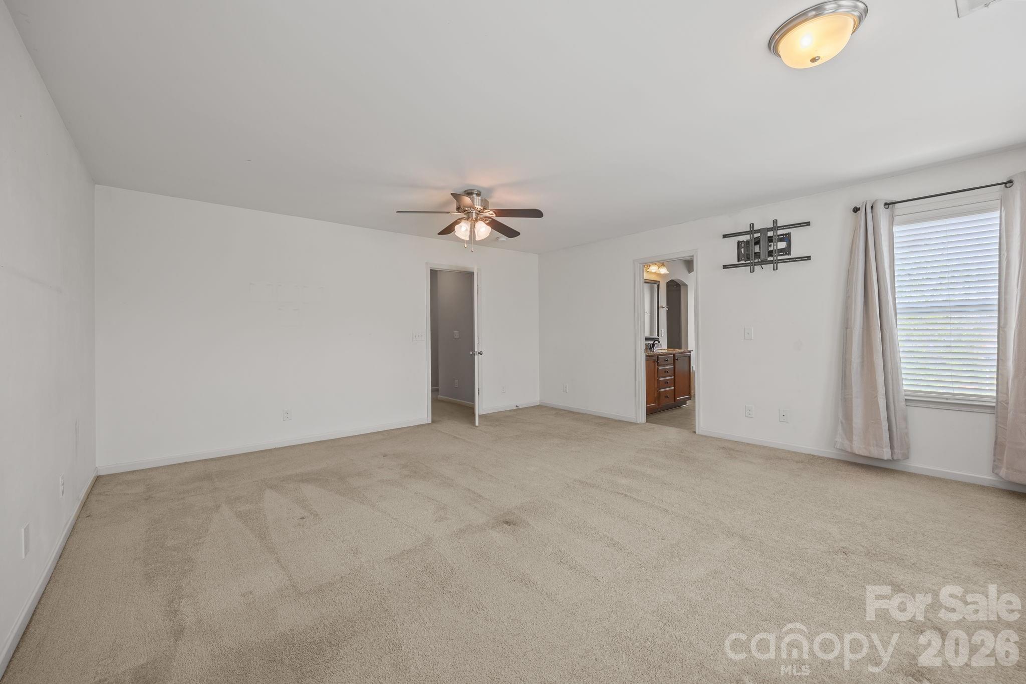 103 Hedgewood Drive — Mooresville