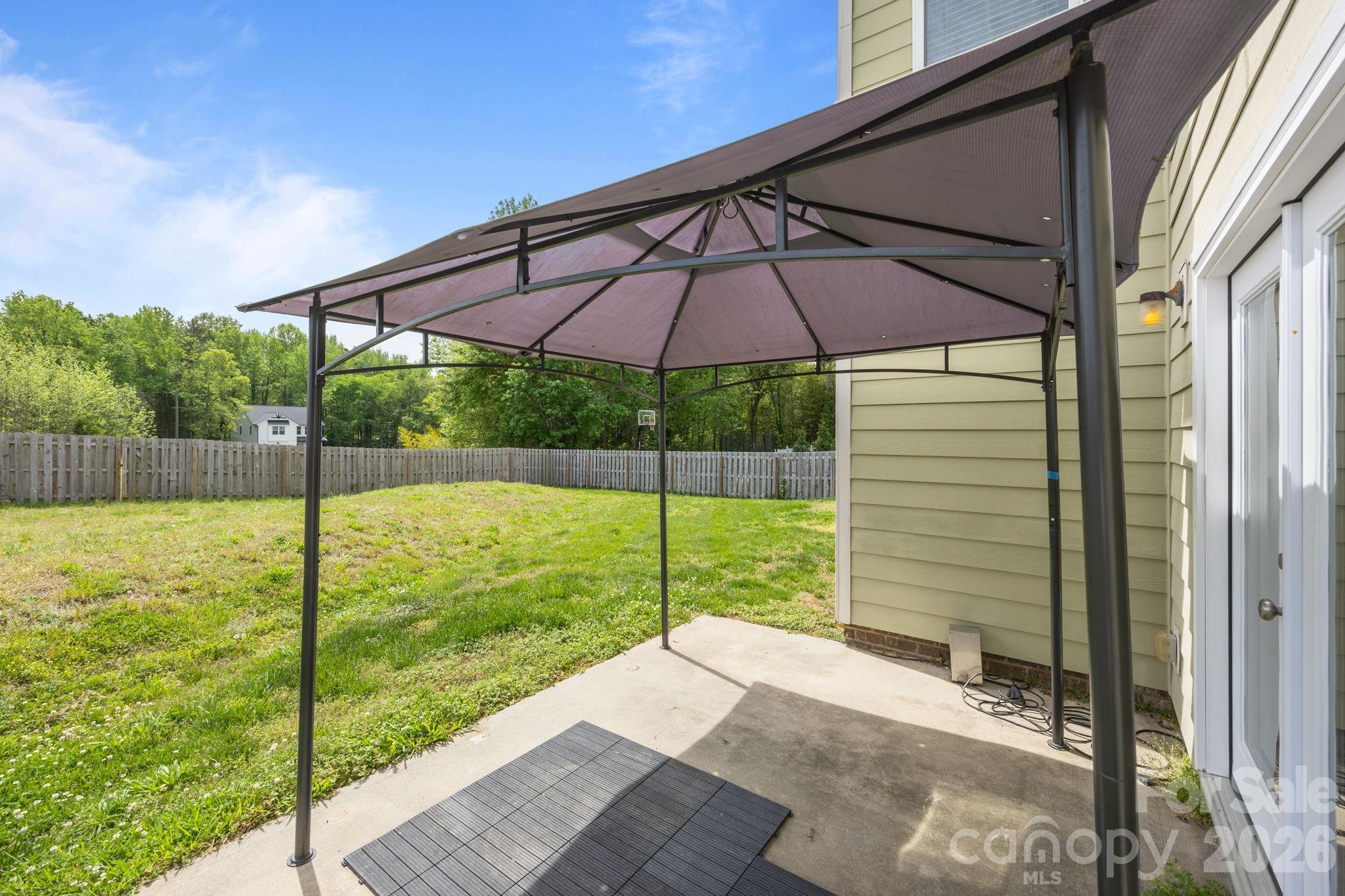 103 Hedgewood Drive — Mooresville