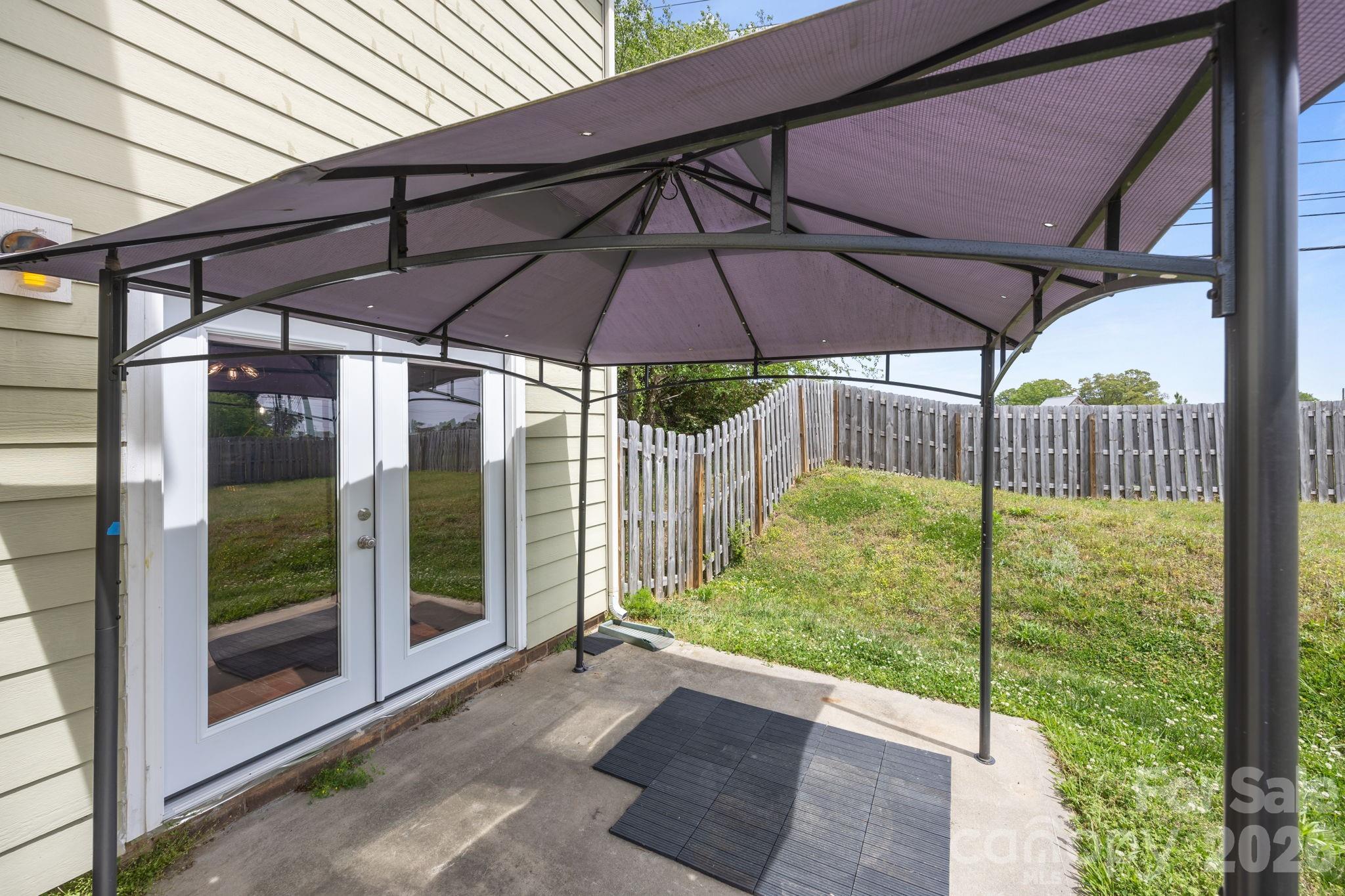 103 Hedgewood Drive — Mooresville